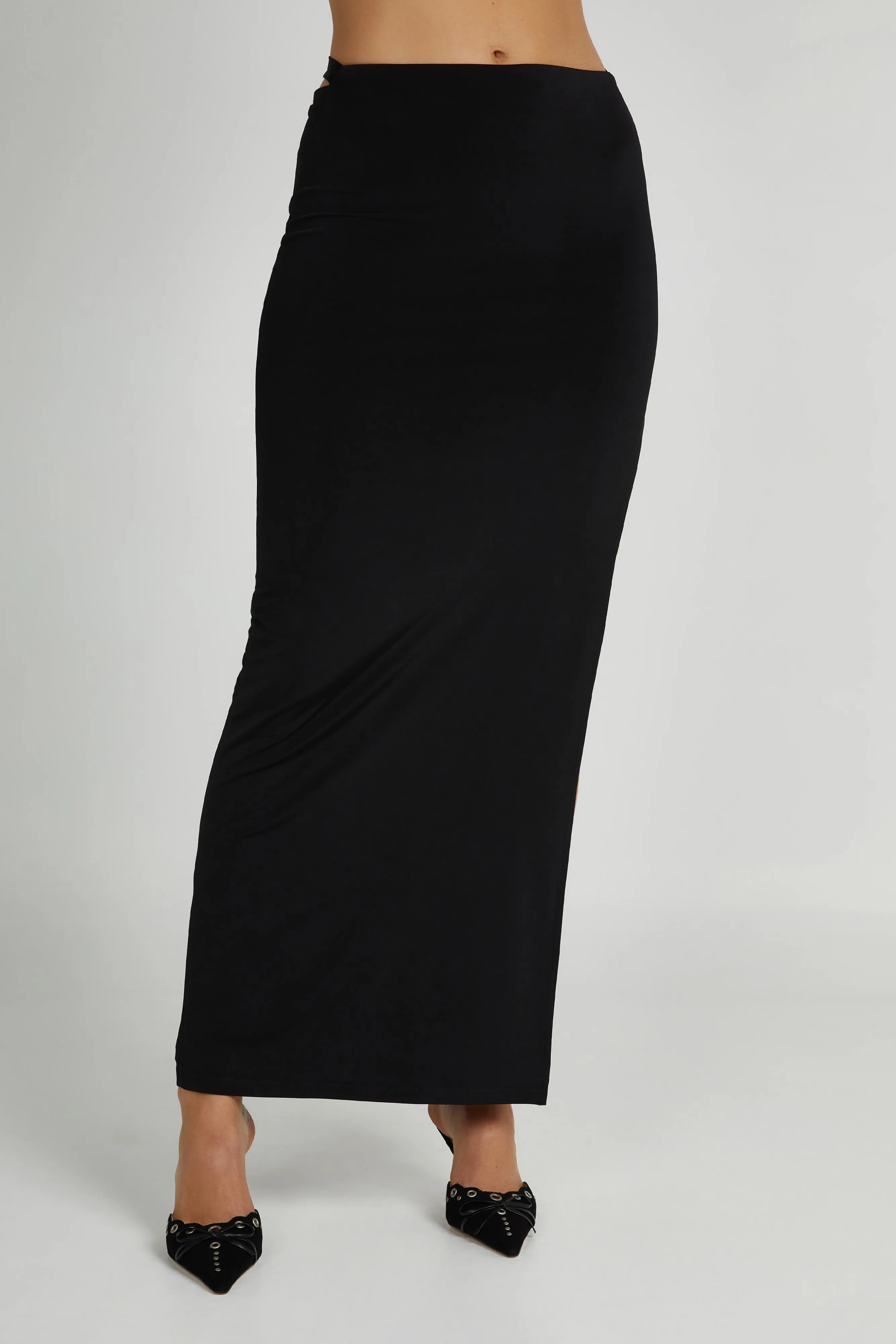 Comfortable Cut High Durability Stitching Jeanine Cowl Back Maxi Skirt - Black