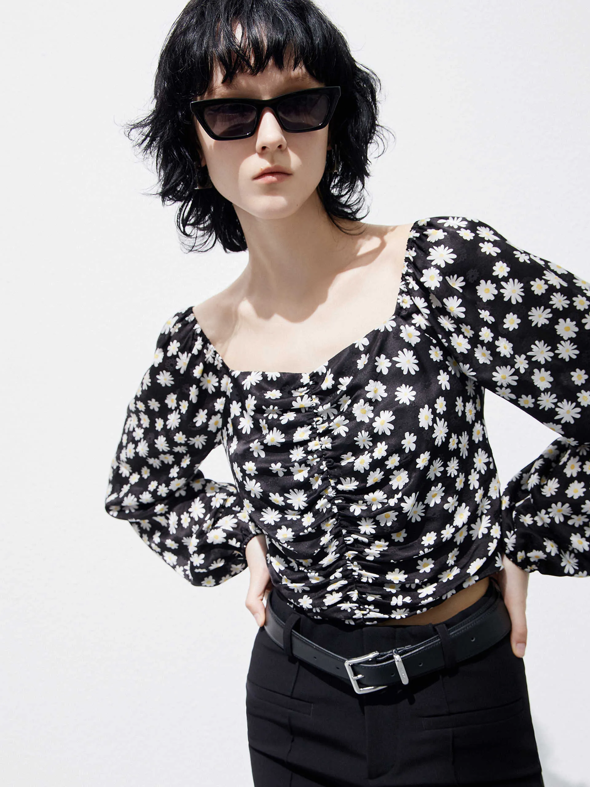 ReinforcedEdges Cropped Flower Print Top