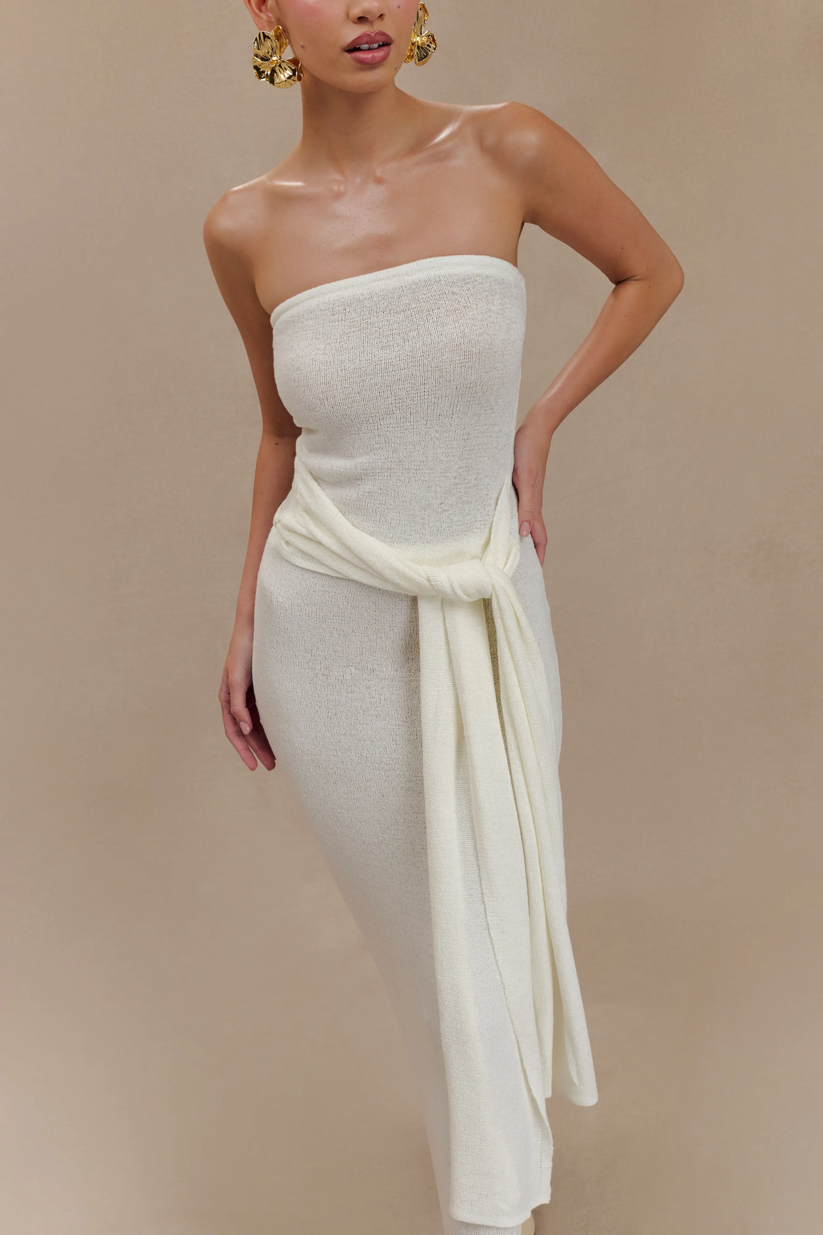 Temperature Regulating Fibers Fashion Blouse Phoebe Strapless Tie Knit Top - Ivory