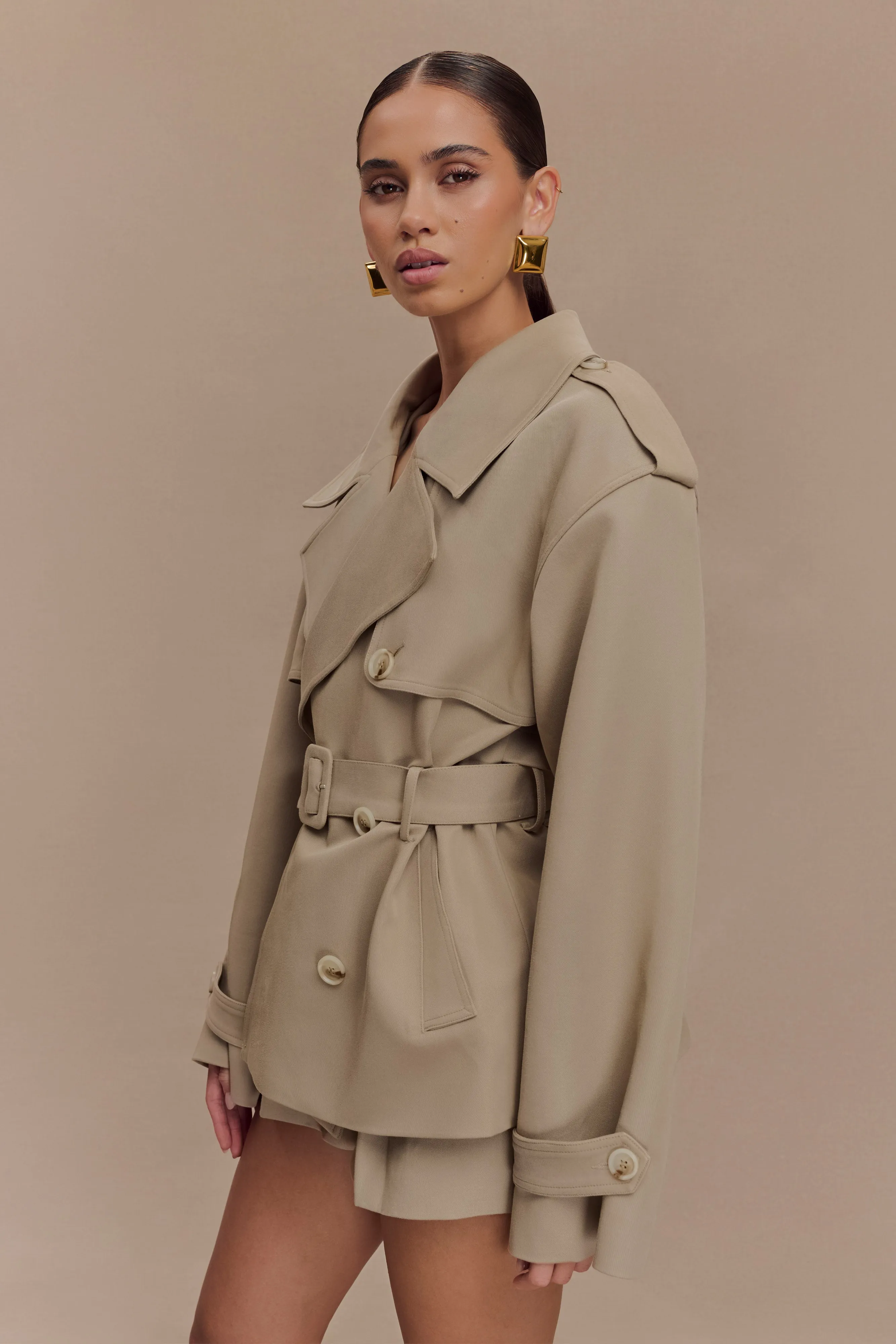Convertible Collar Fit For Travel Alden Short Trench Jacket - Pebble