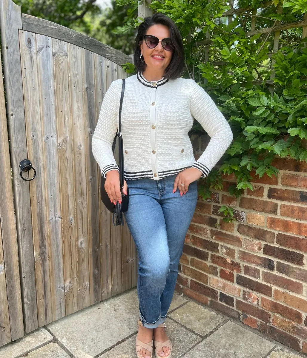Non Pilling Surface Soft and Warm Ivory Textured Cotton Rich Cardigan