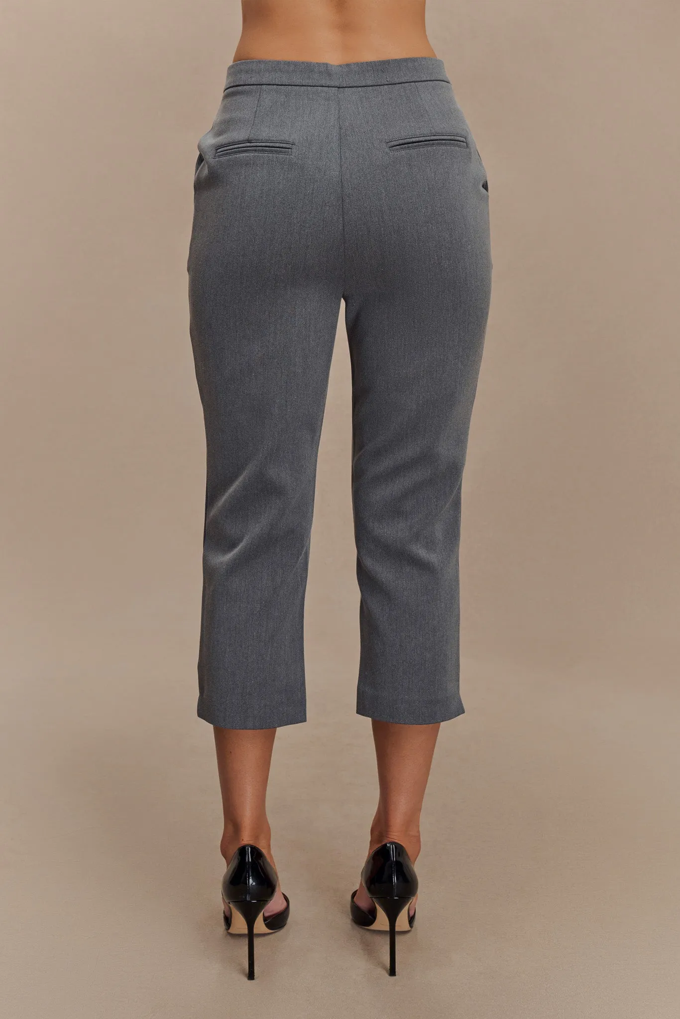 hypoallergenic material Layer Comfort Anne Fitted Capri Pants - Charcoal Marle