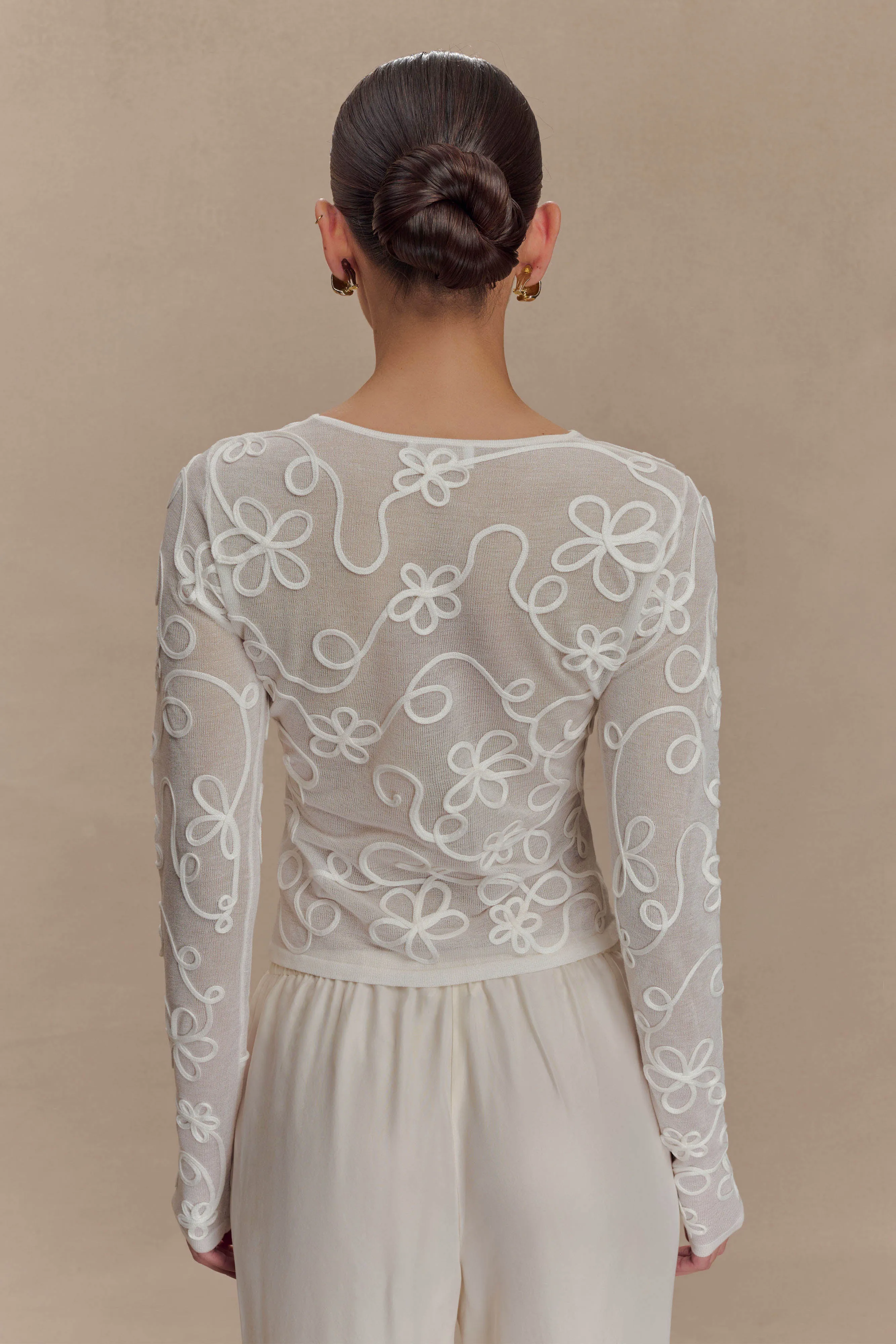 Unstructured Silhouette Omari Embroidery Long Sleeve Knit Top - Ivory