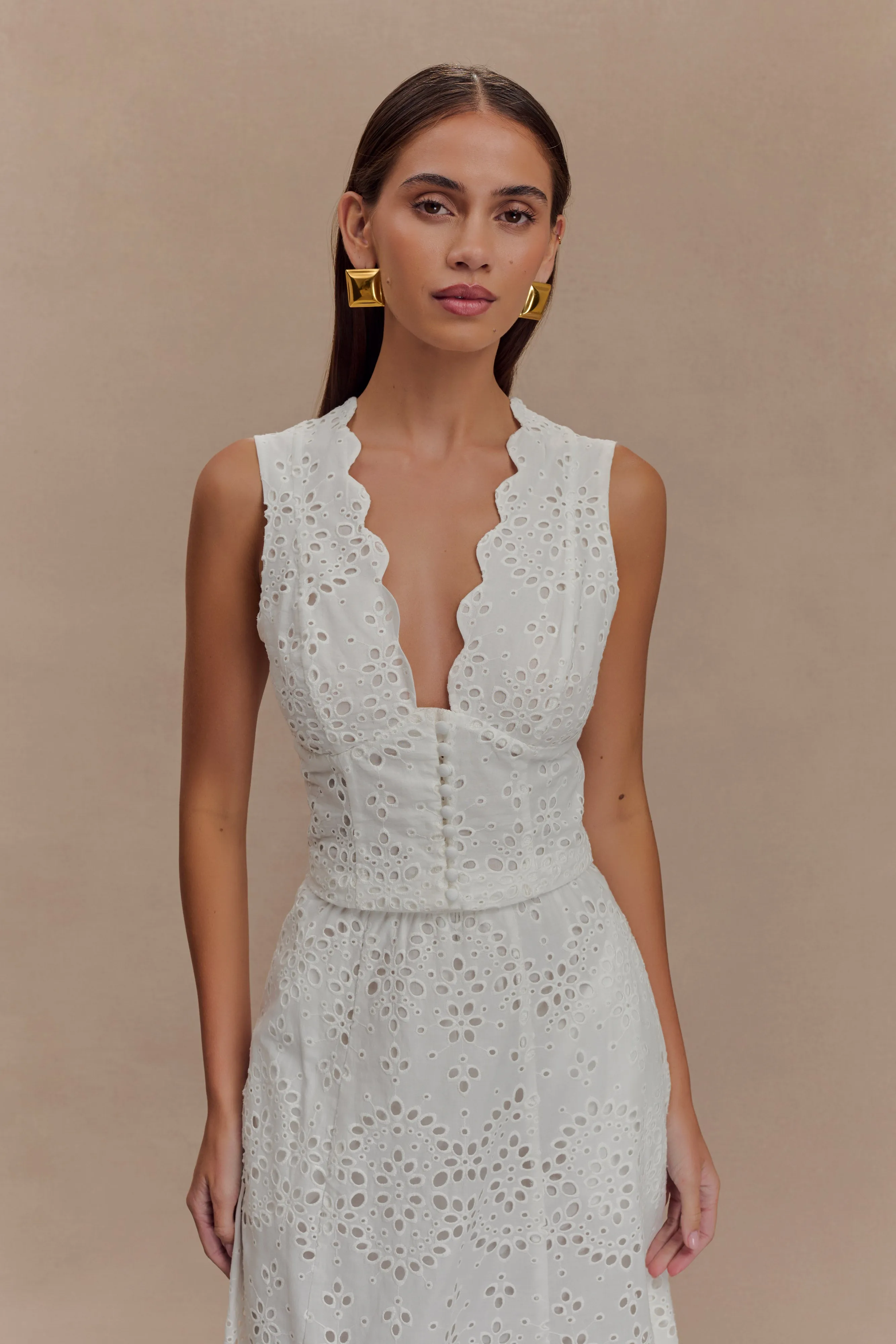 Yarn Dyed Fabric Arla Sleeveless Broderie Top - White