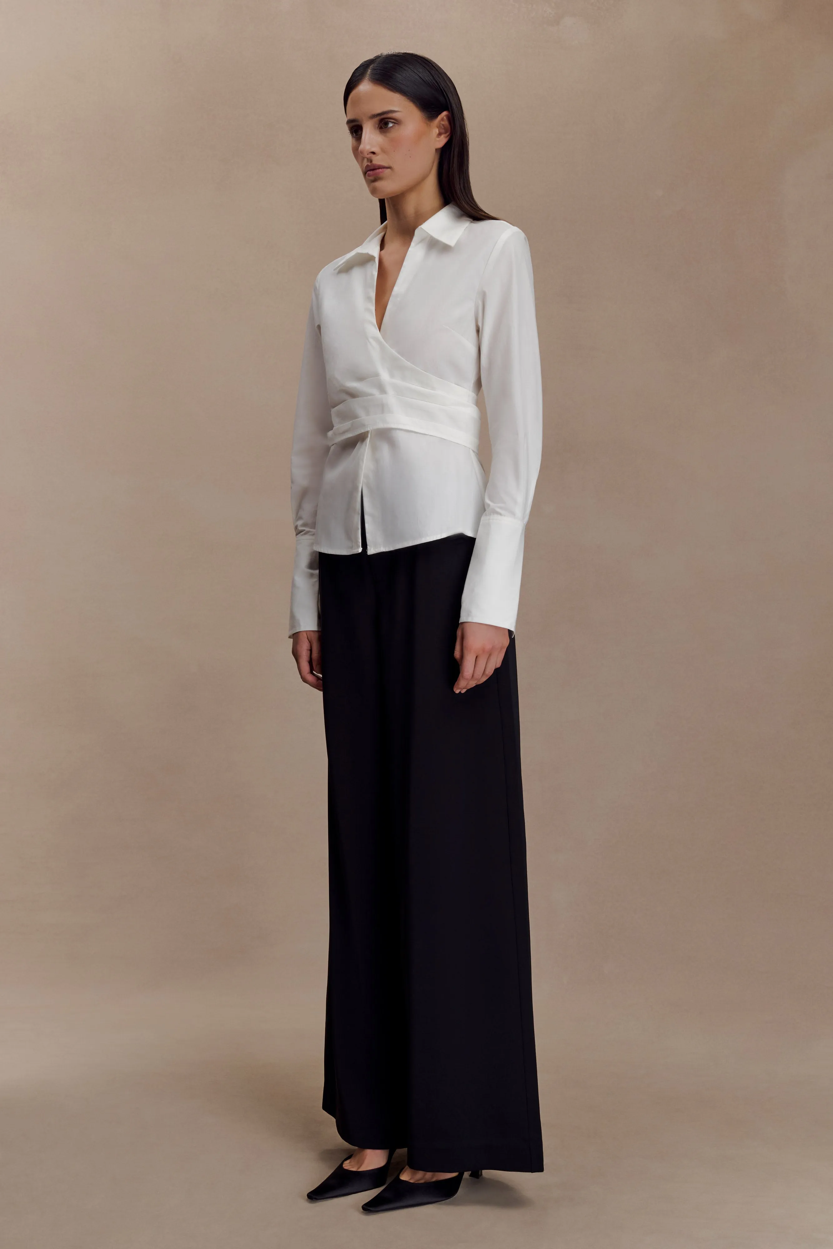 Arlo Wide Leg Suiting Trouser - Black Minimalist Waist Quick Dry Fit