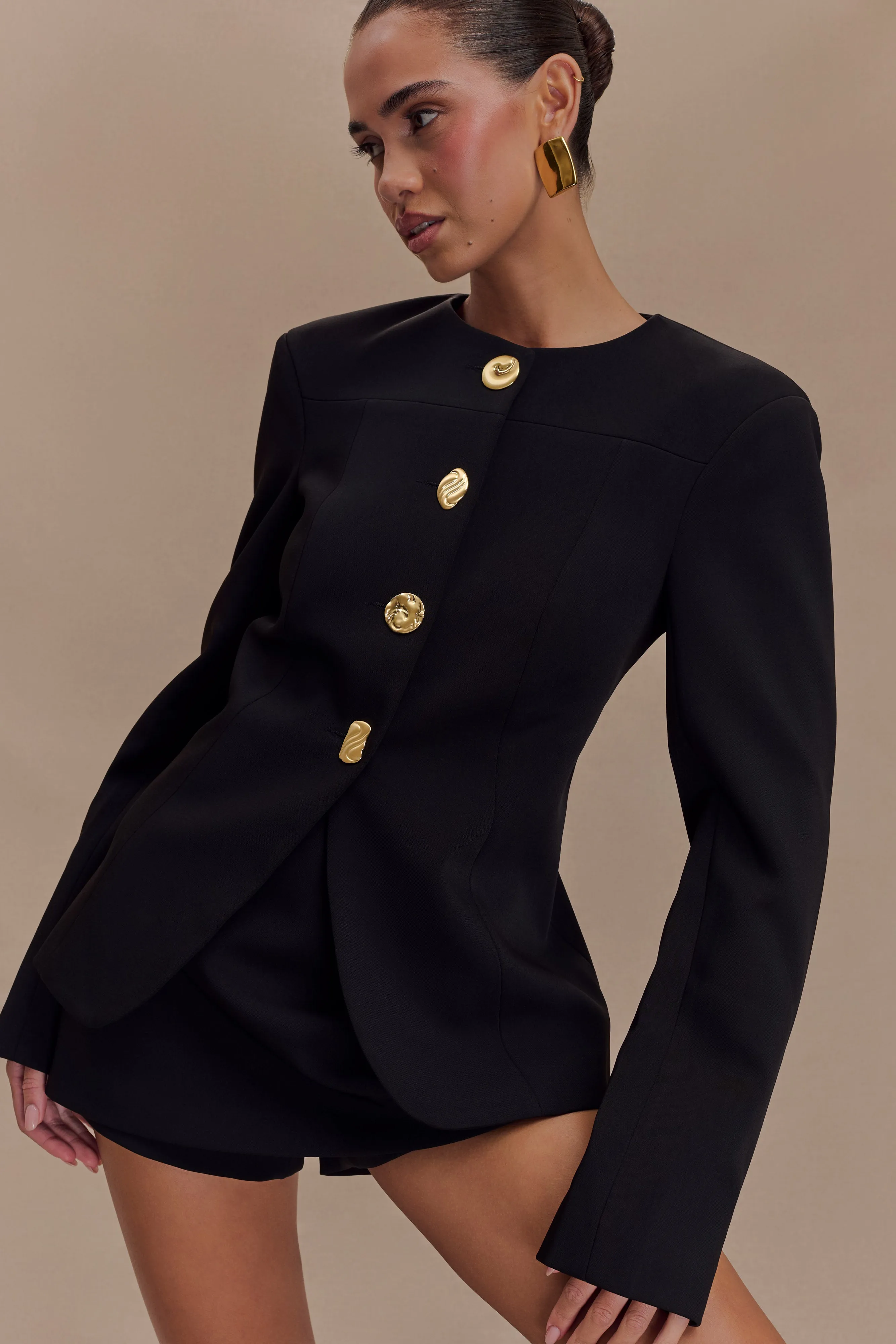 Clean Edge Piece Reinforced Zippers Asia Mixed Button Blazer - Black