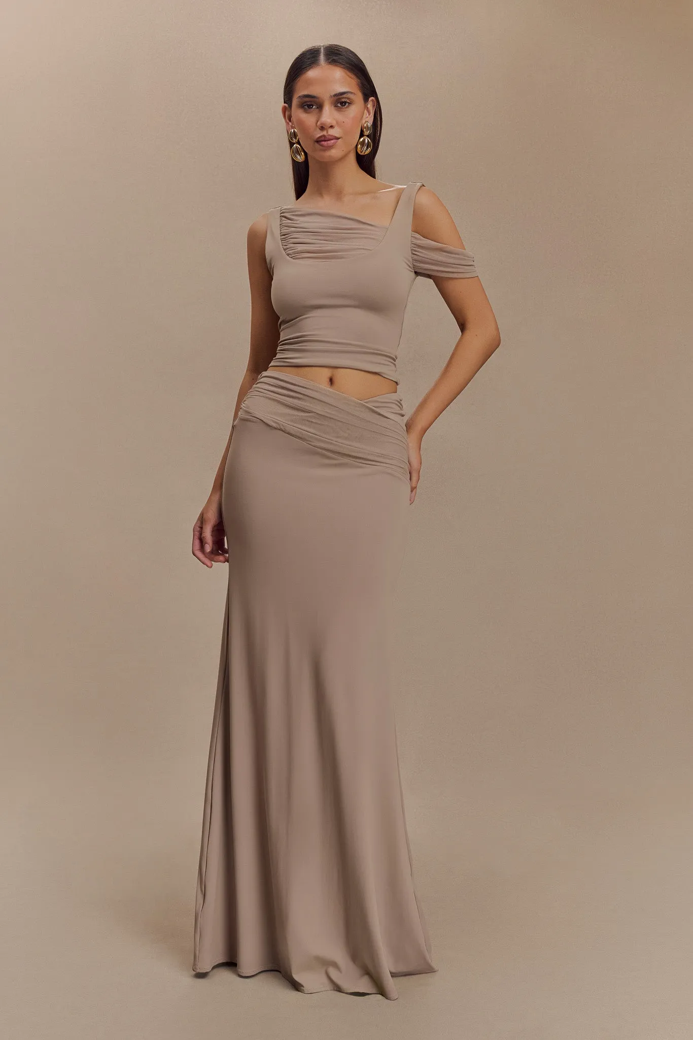 Stretch Layer Fit Slim Wear Design Jules Recycled Nylon And Mesh Maxi Skirt - Taupe