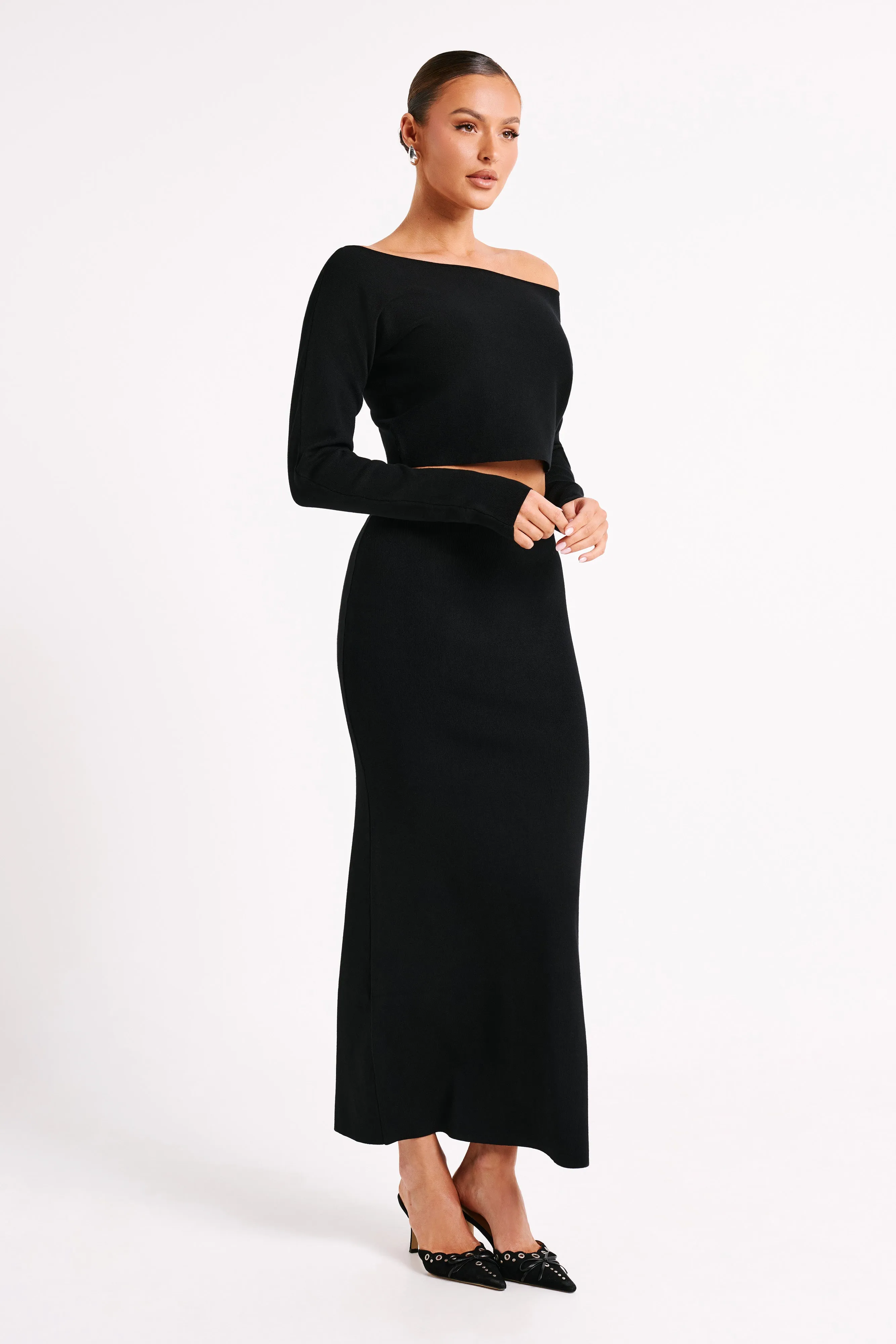 Avani Mid Rise Knit Maxi Skirt - Black Stylish Comfort