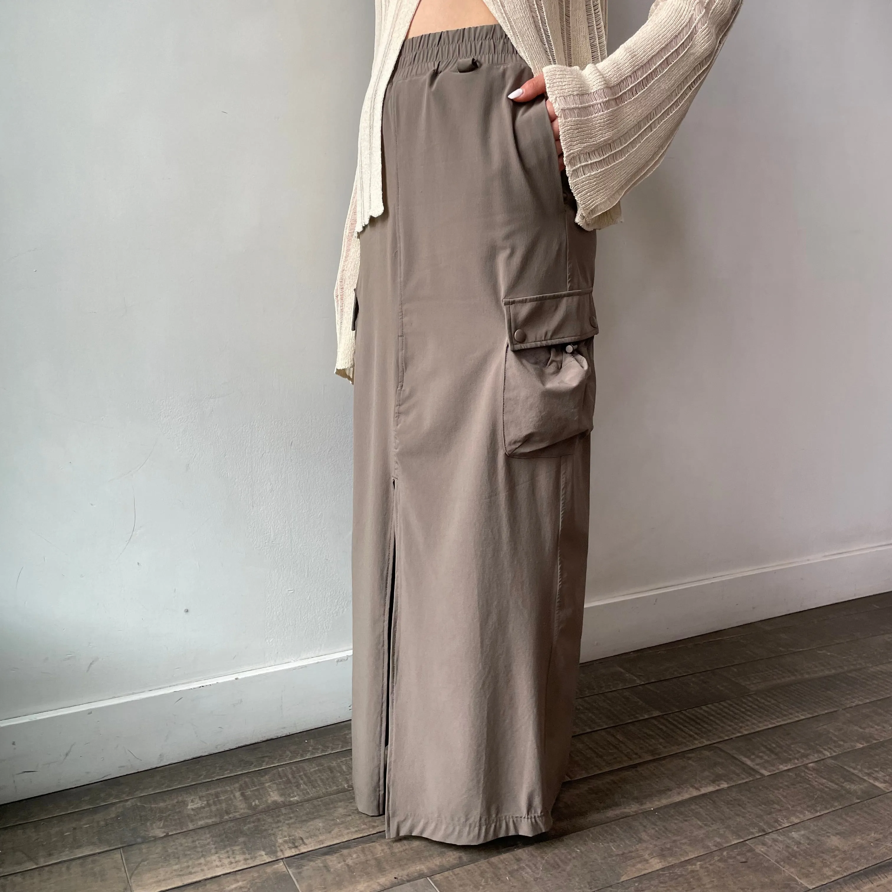 AVENA Cargo Skirt Modern Tones