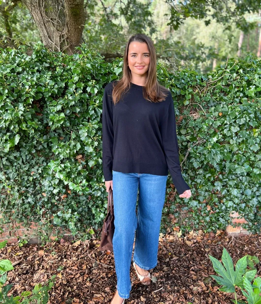 Black Fine Merino Wool Jumper Flexible Comfort