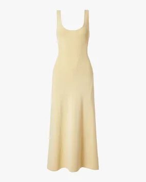 Power Soft Minimalist Look Scoop Neck Midi Dress