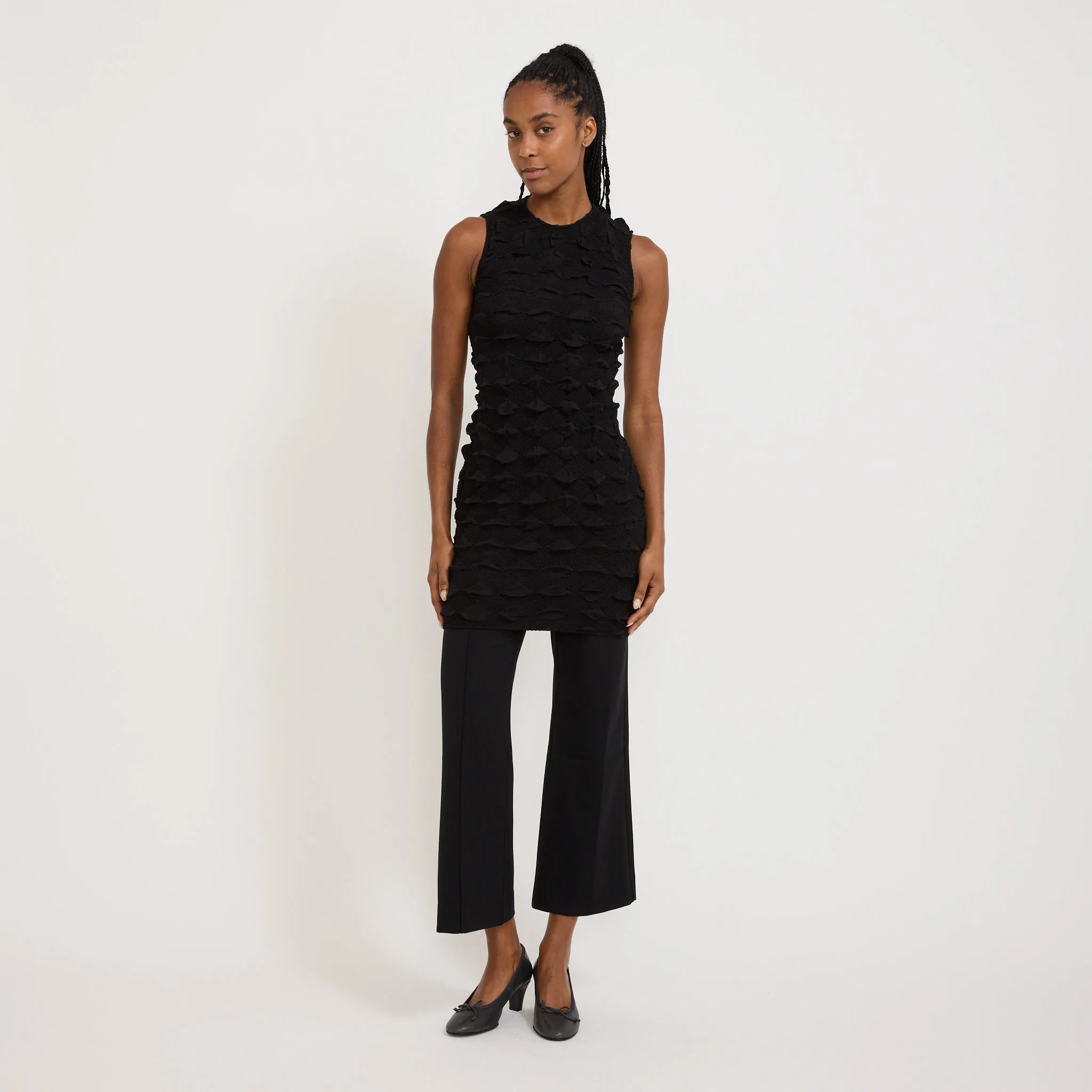 Modest Cut Bonnie Dress Black