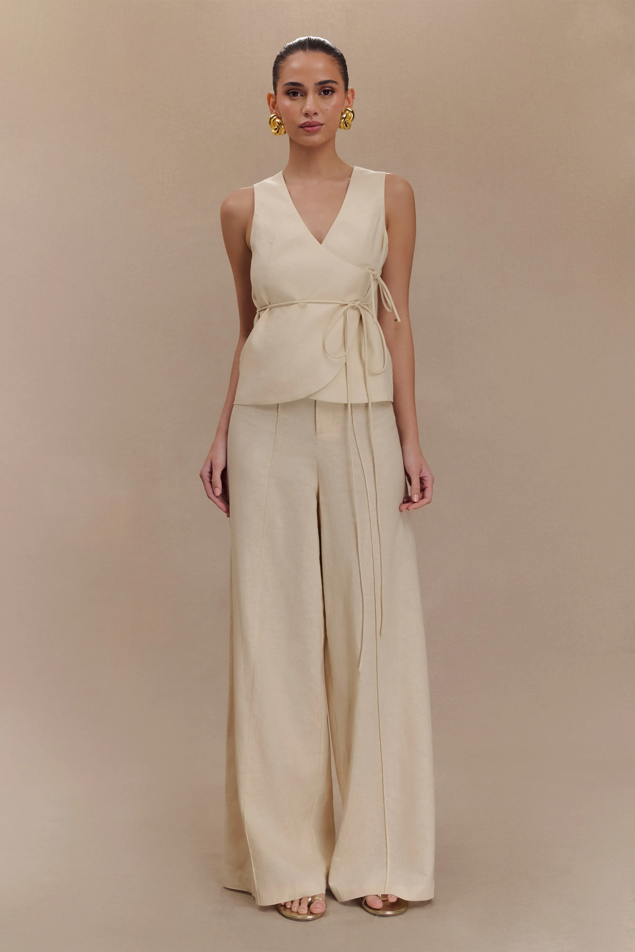 Subtle Texture Weave LatticeKnit Brandi Linen Sleeveless Wrap Top - Wheat Marle