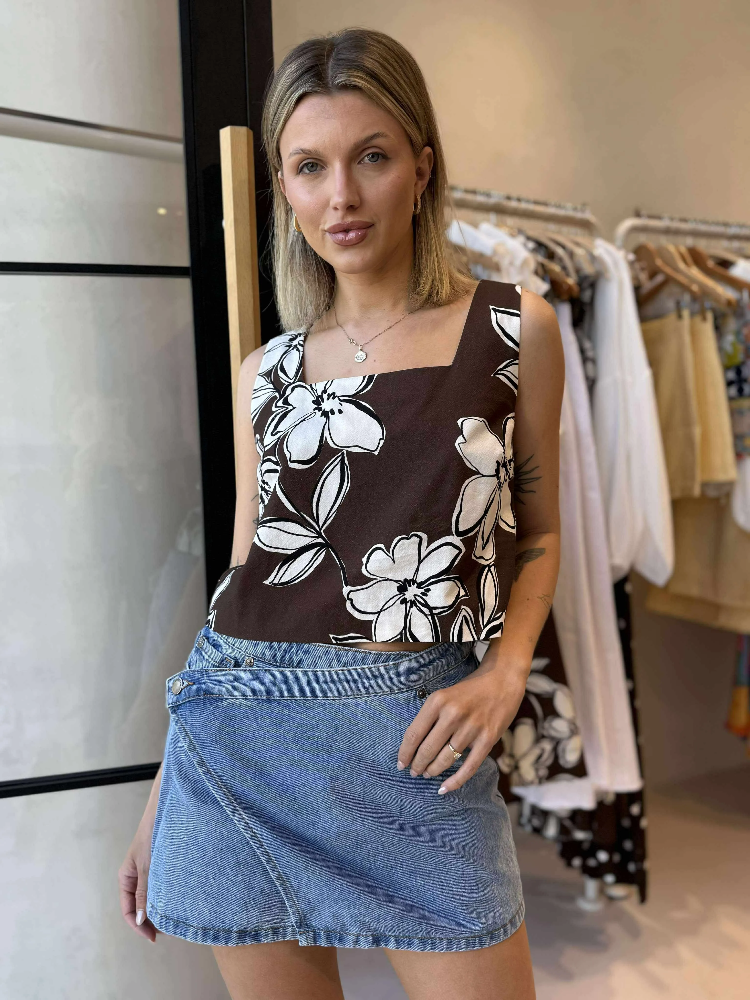 FrictionResistantEdges Adjustable Cuff ELARA TOP