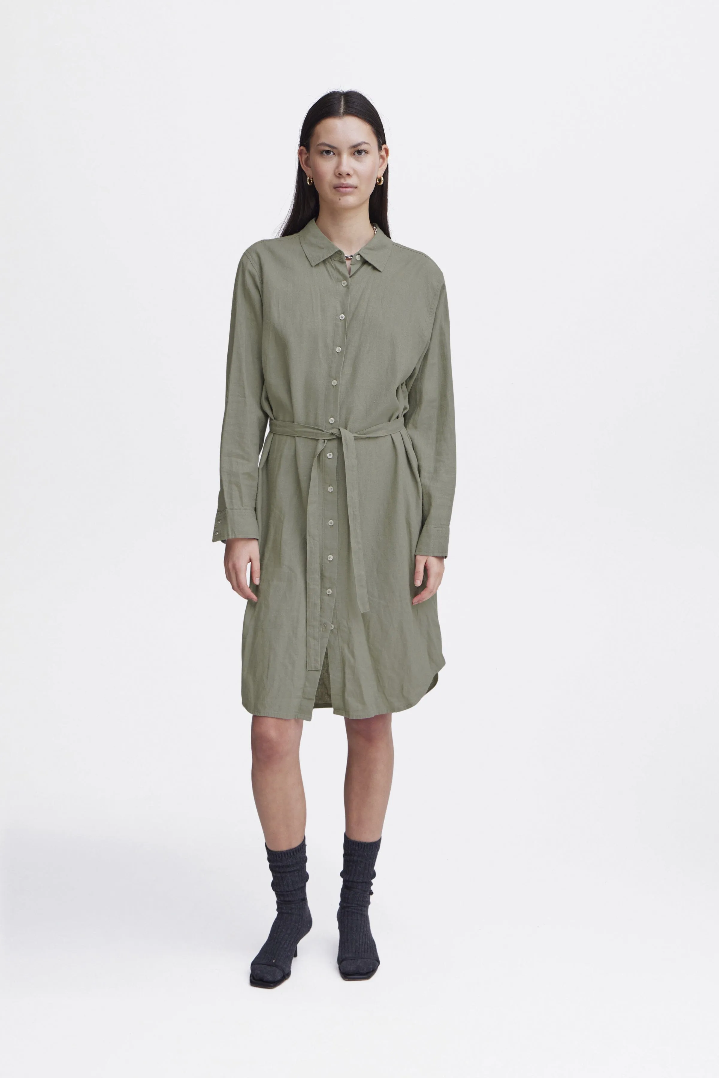 BUTTON DOWN MOSS LINEN DRESS Satin Glow