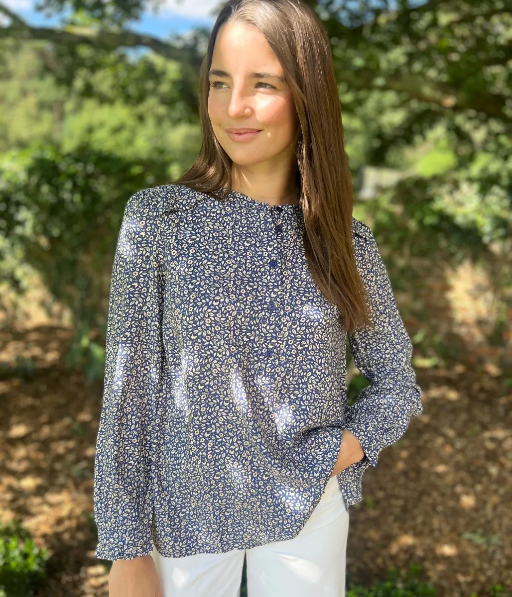 Navy Floral Print Popover Blouse Thermal Insulation Layer