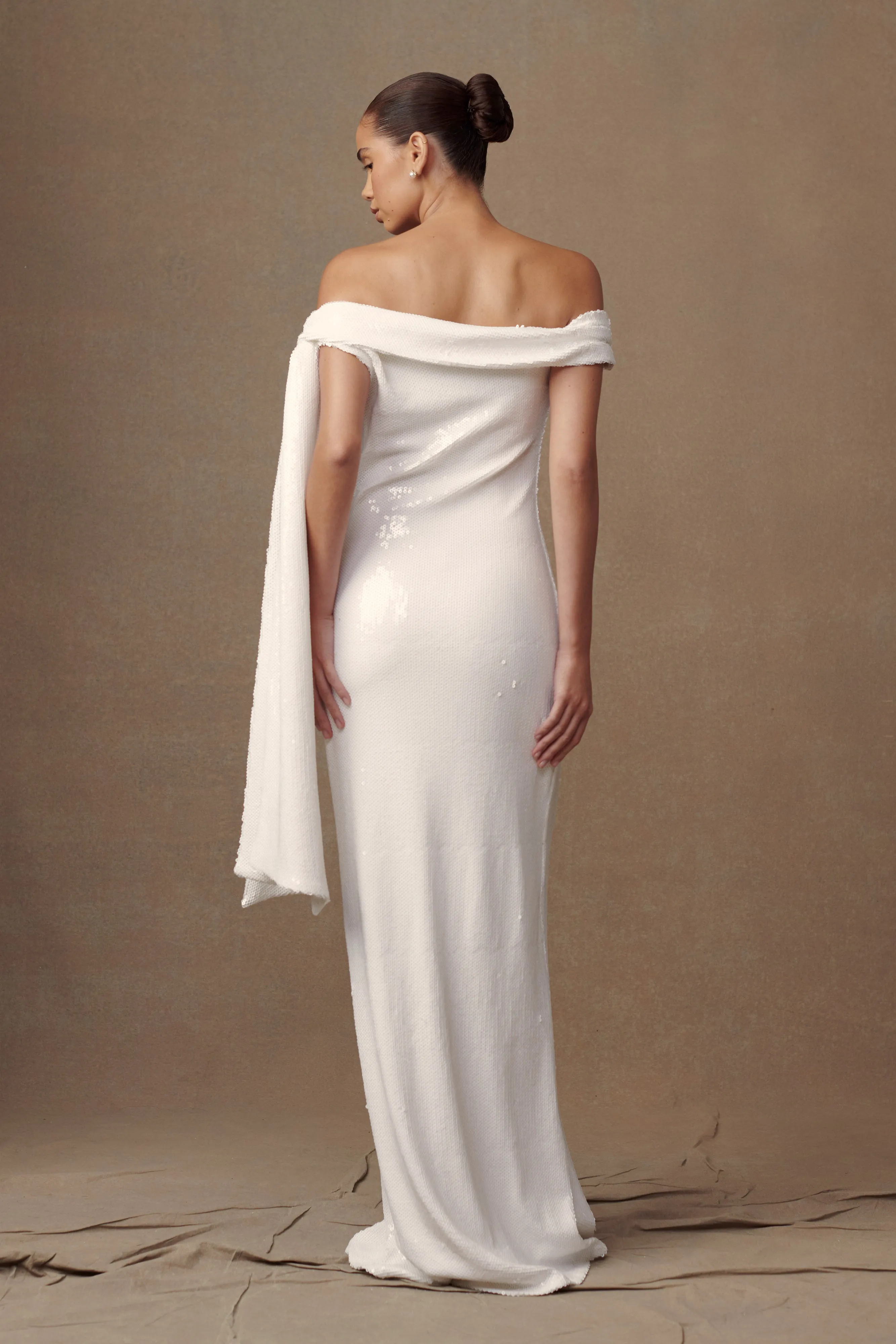 Happy Glow packable Catarina Sequin Maxi Dress - White