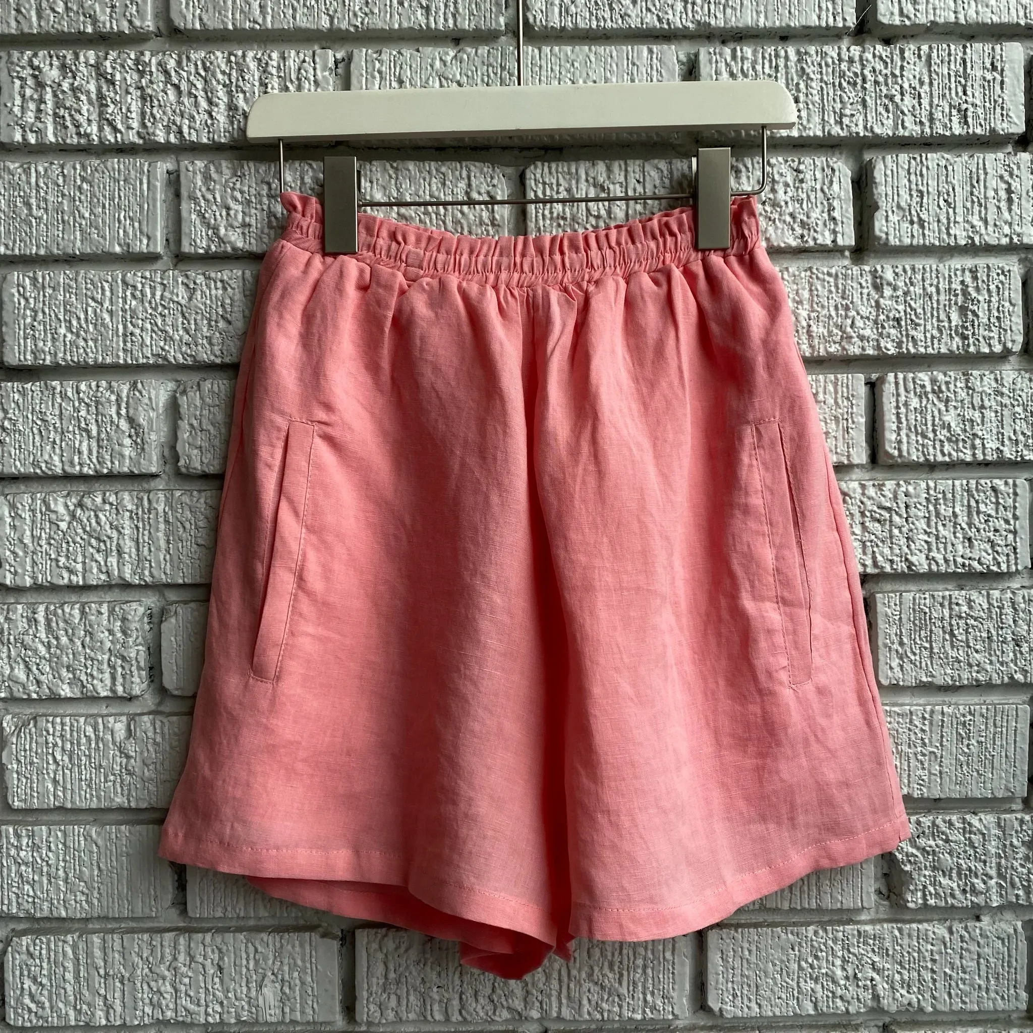 Layered Hem Detail light texture CHATEAU Bermuda Shorts