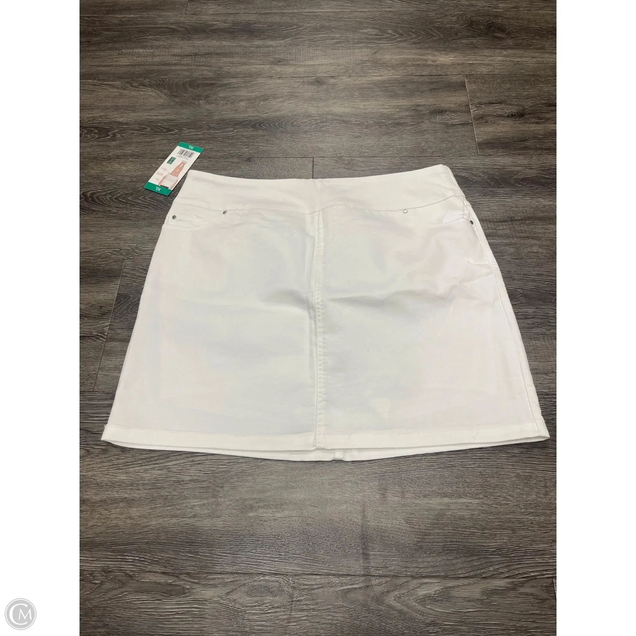 Skort By Sc & Co In White, Size: Xl Crossback Strap Neutral Tones