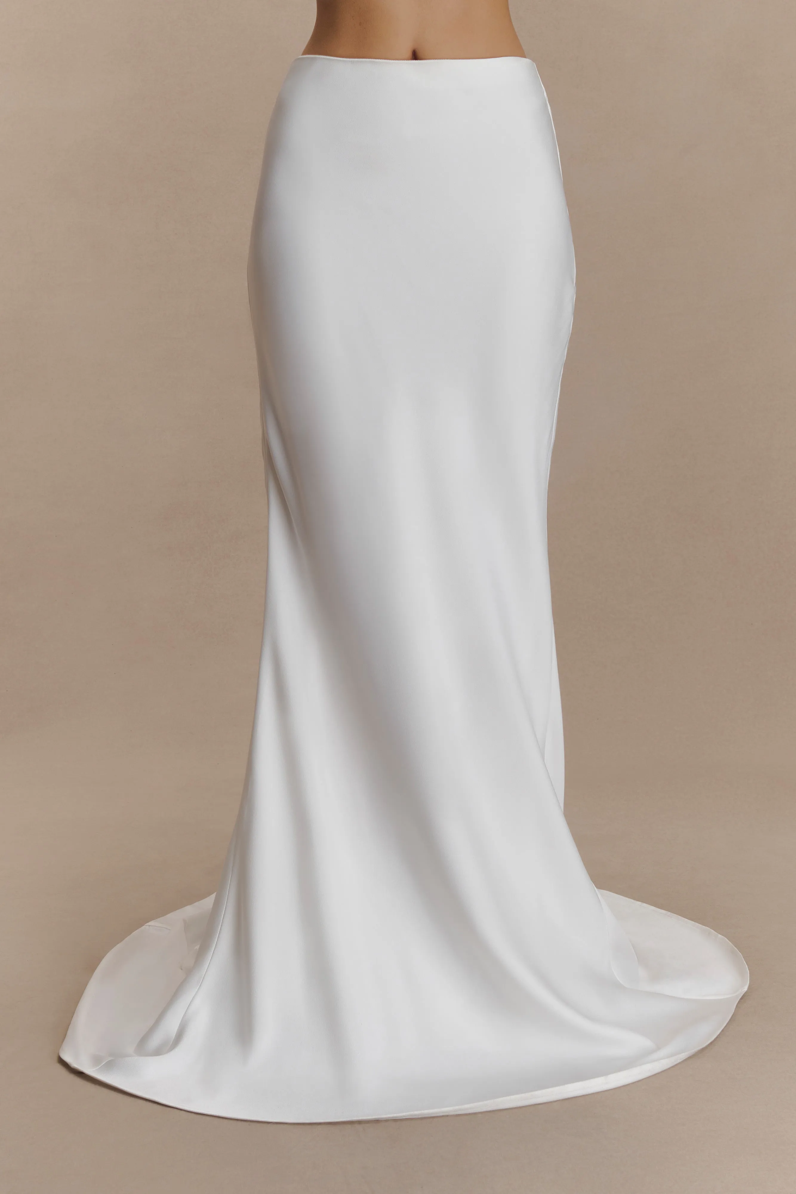 Clara Fishtail Maxi Skirt - White Low Rise Fit Solid shade