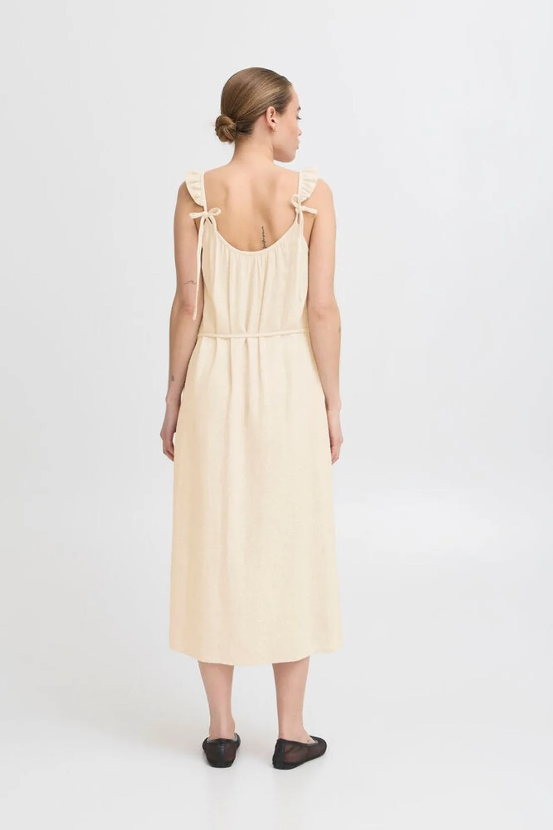 SANDSHELL LINEN BLEND DRESS Comfortable Silhouette