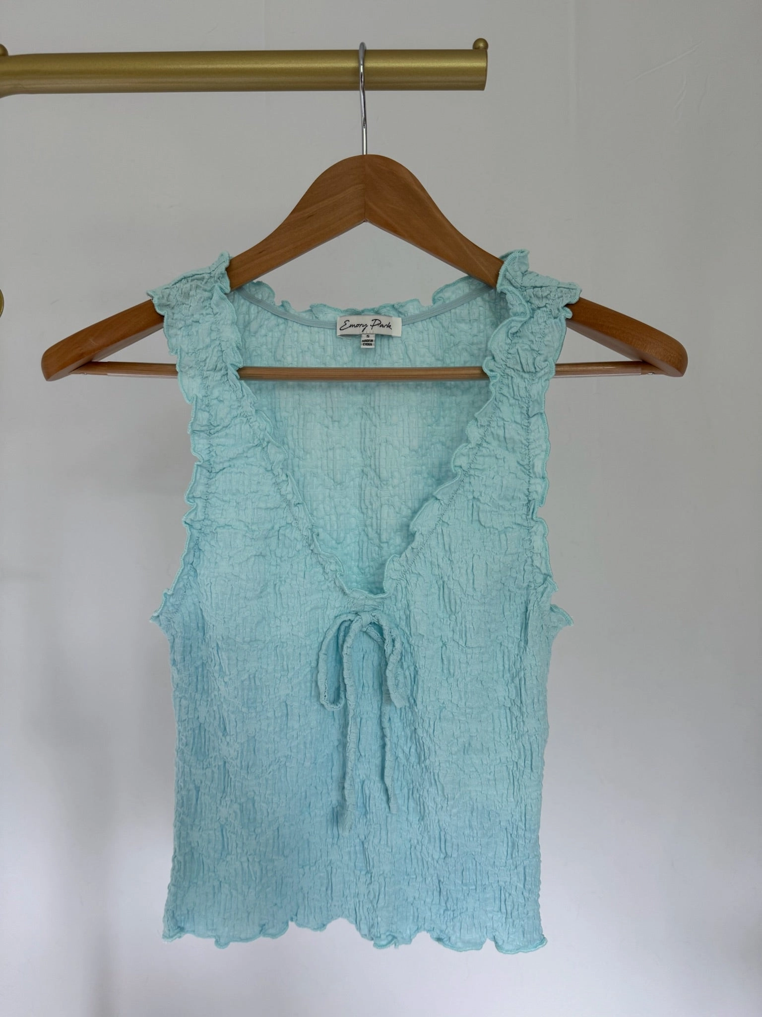 minus low - cost materials POOL PARTY Ruffle Top