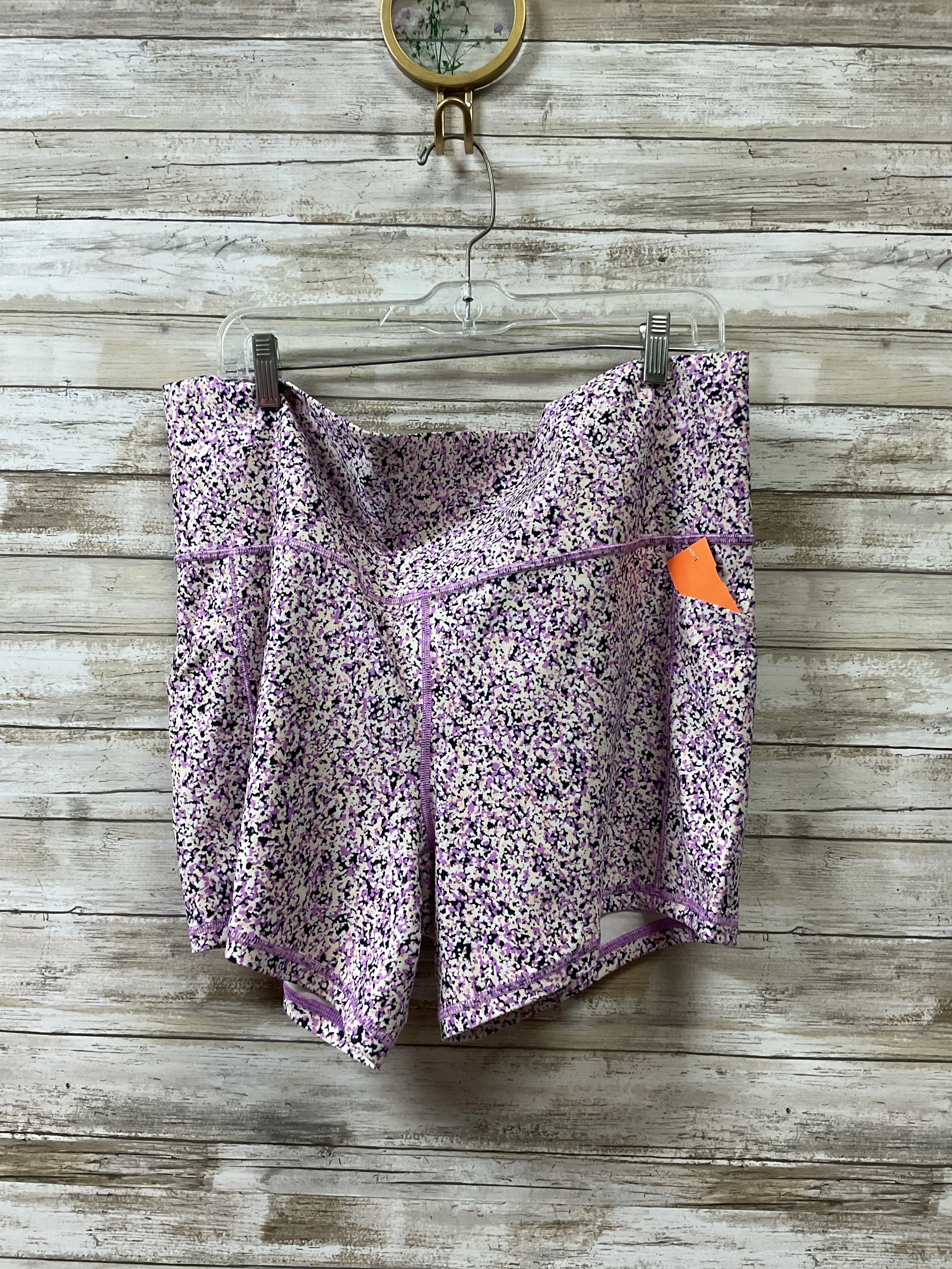No Ride Up Design Athletic Shorts By Athleta In Purple & White, Size:2X