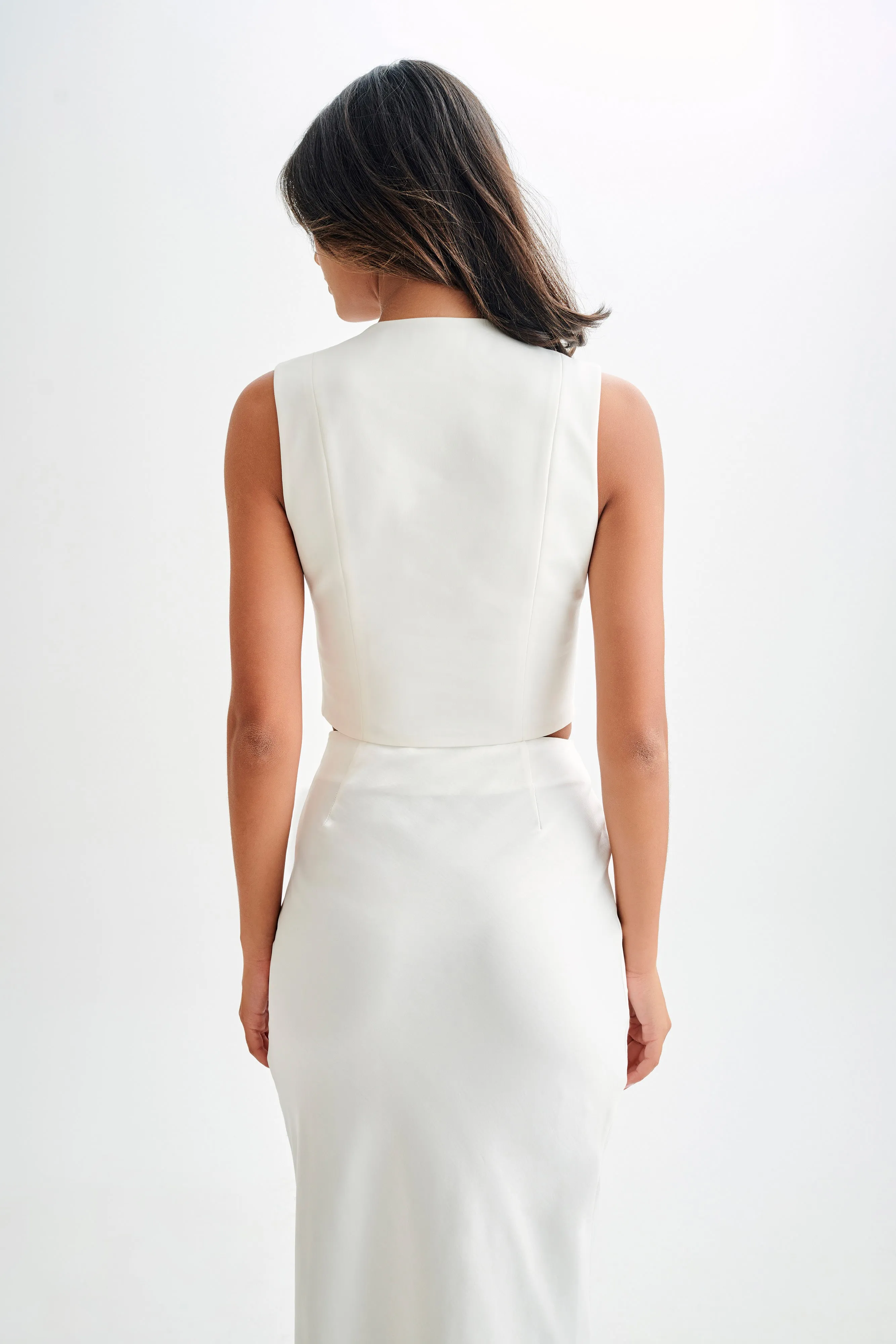 Keely Cotton Sleeveless Top - White Light Deflection Fabric
