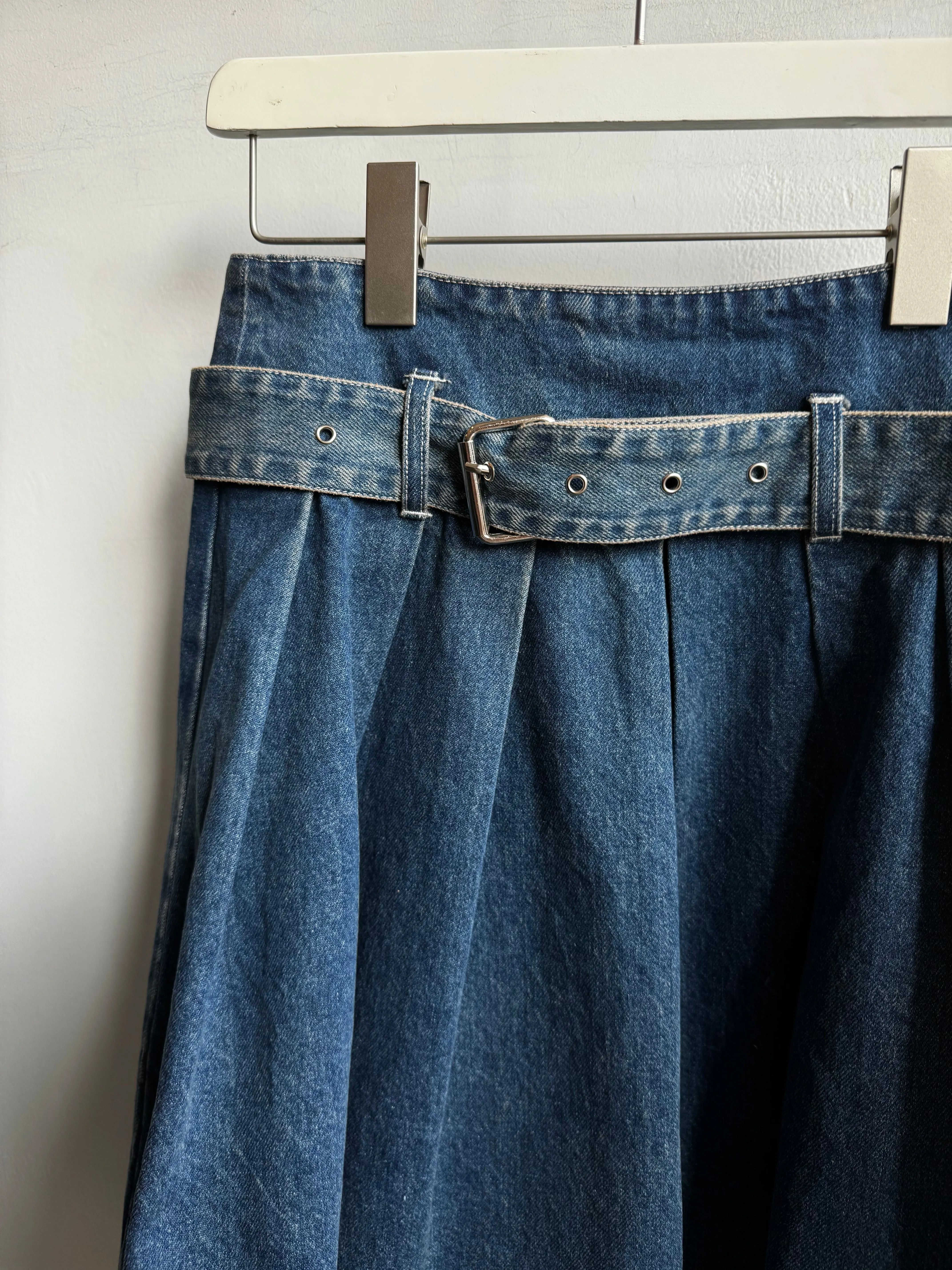 Chic Tones BUZZ WORTHY Skirt
