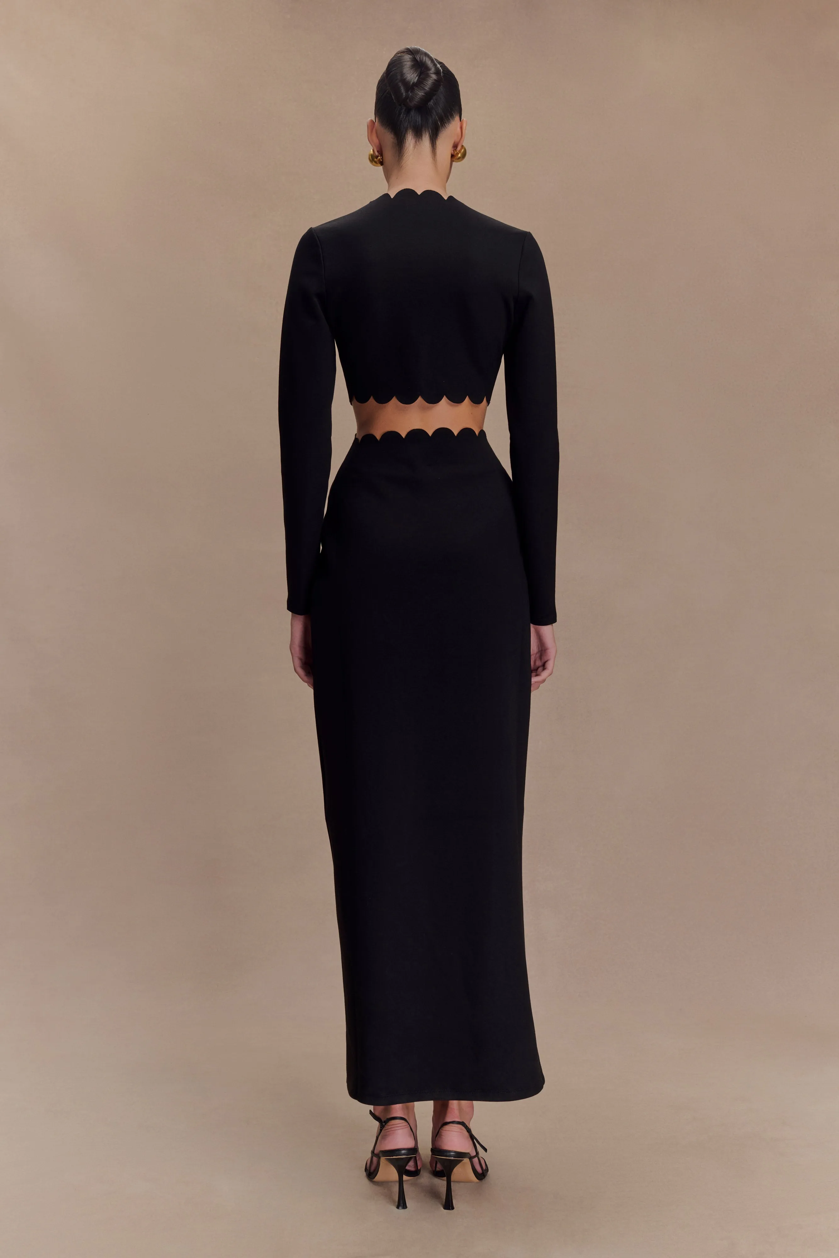 Cynthia Scalloped Halter Maxi Dress - Black Natural Fit