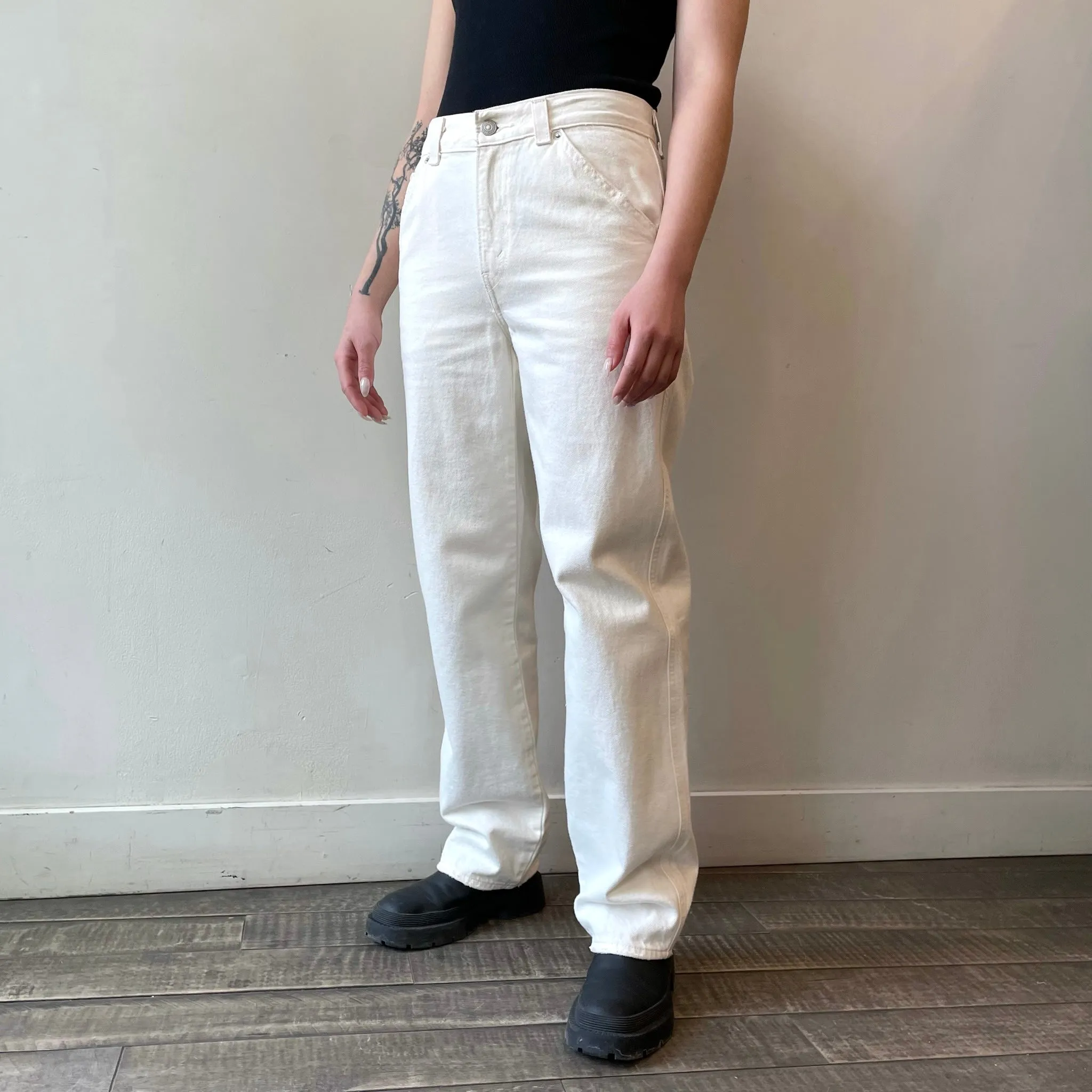 DAD UTILITY Jeans Tapered Leg Profile Minimalist Style Holiday Vibes Weekend Warrior