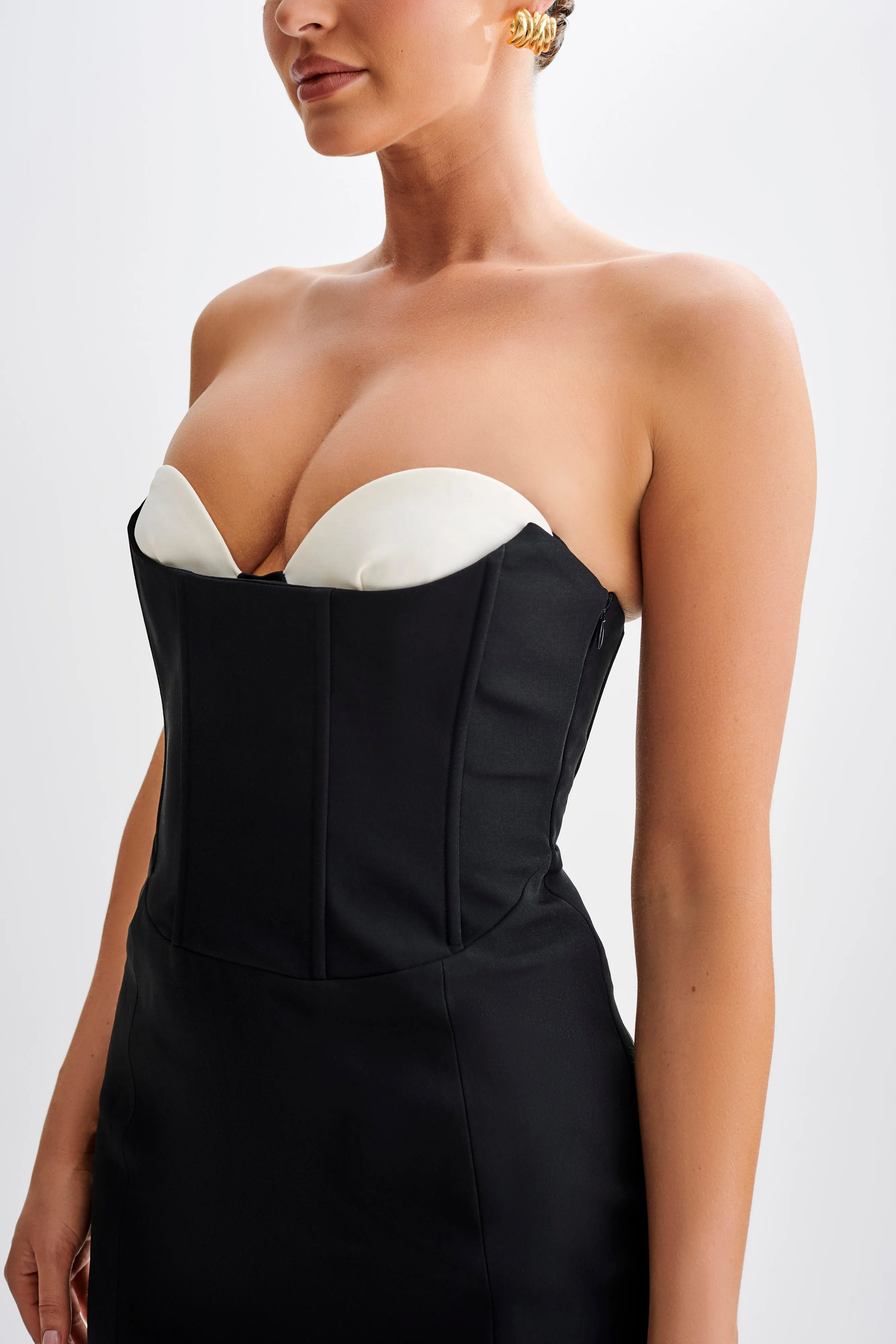 Deana Contrast Suiting Strapless Mini Dress - Black Grab Quick