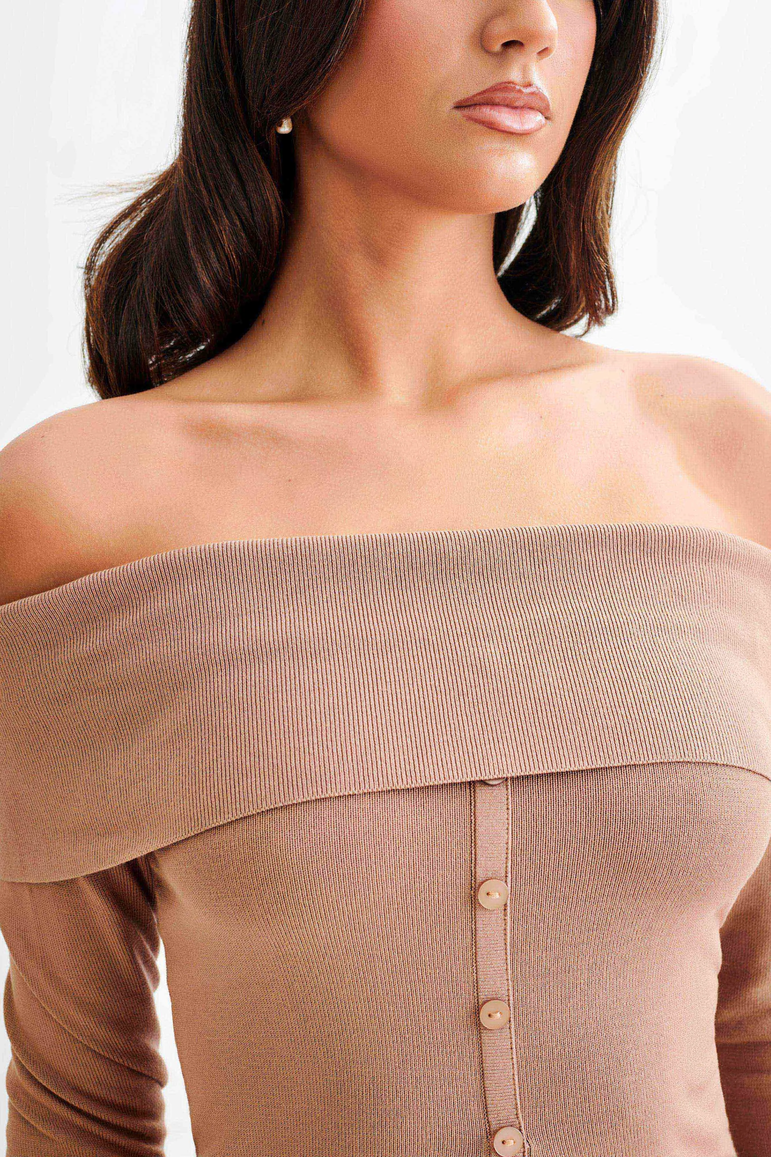 Comfy Fit Durable Overlock Stitch Diedre Buttoned Off Shoulder Knit Top - Pecan