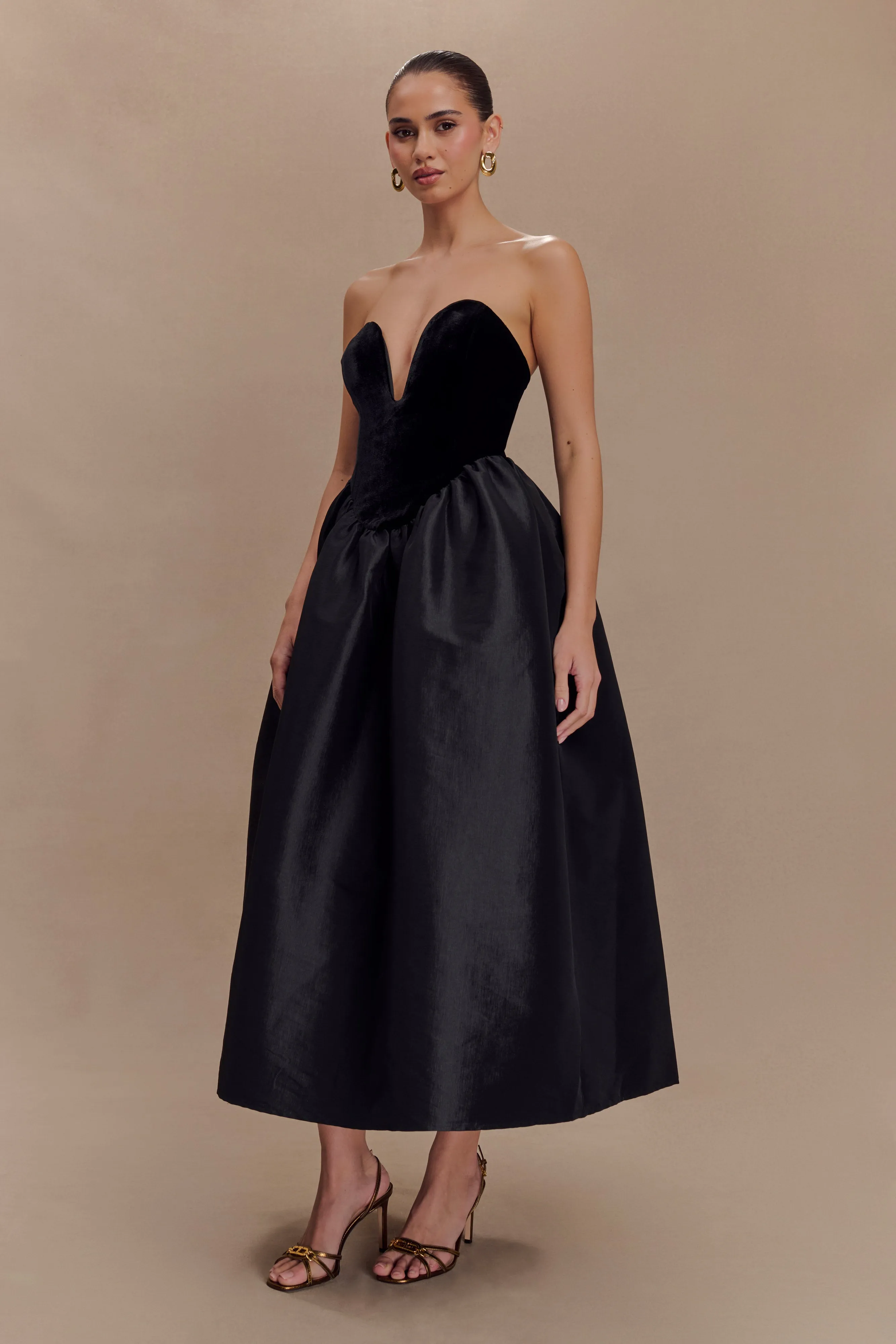 Professional Comfort Work Comfort Flora Strapless Velvet Midi Dress - Black
