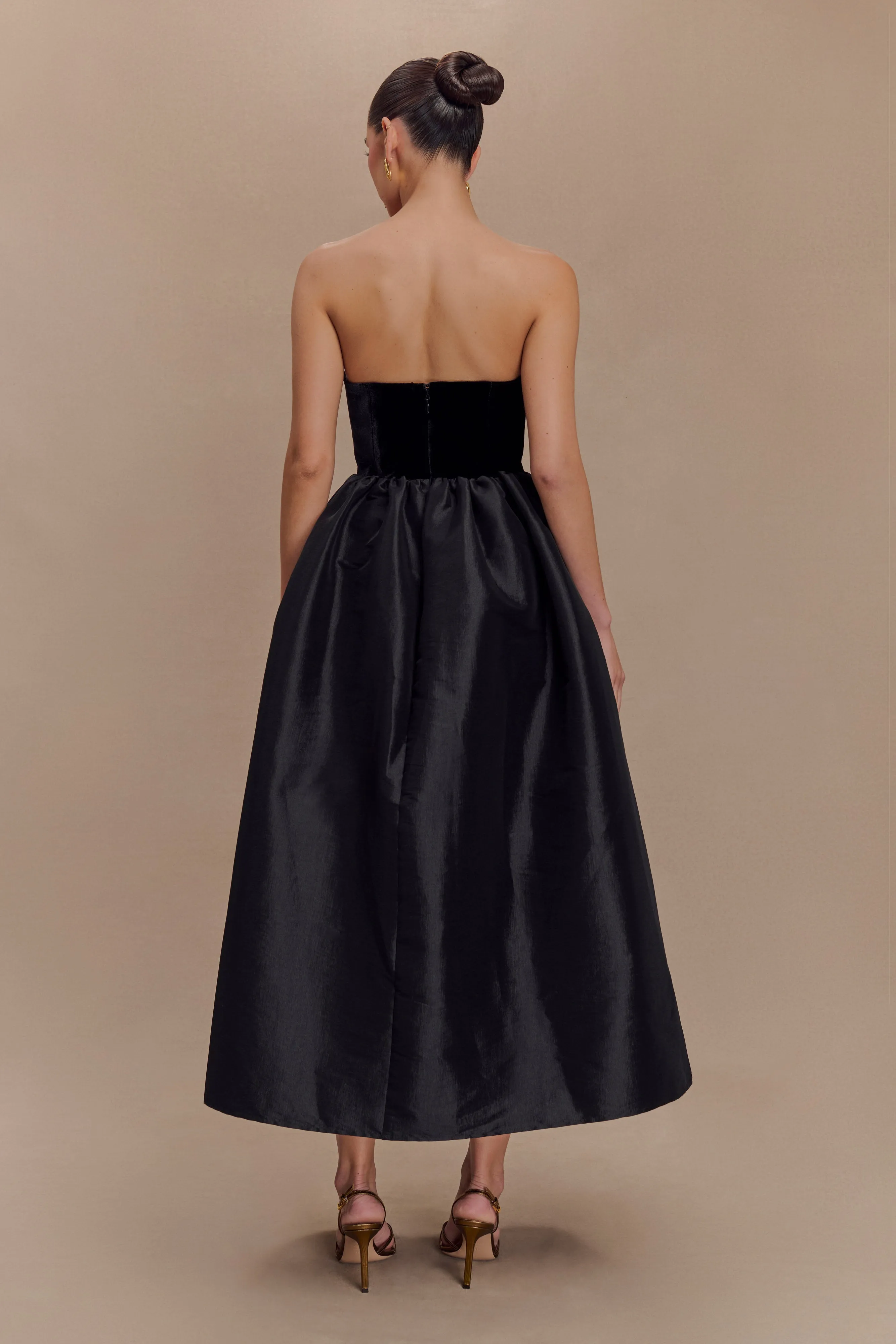 Flora Strapless Velvet Midi Dress - Black Chic Layered Wear