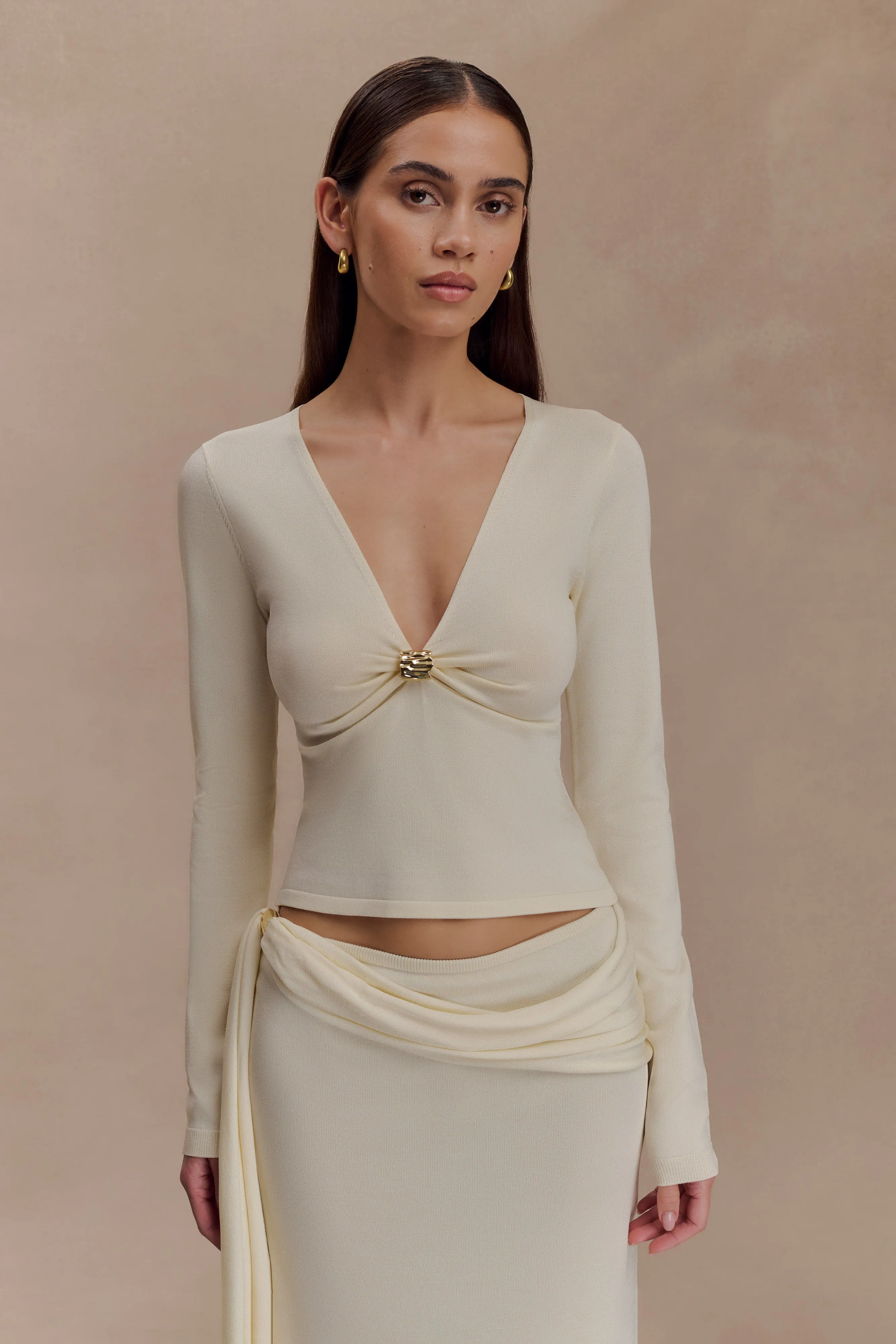 Miraby Front Ruched Knit Long Sleeve Top - Ivory Bonded Seam Technique