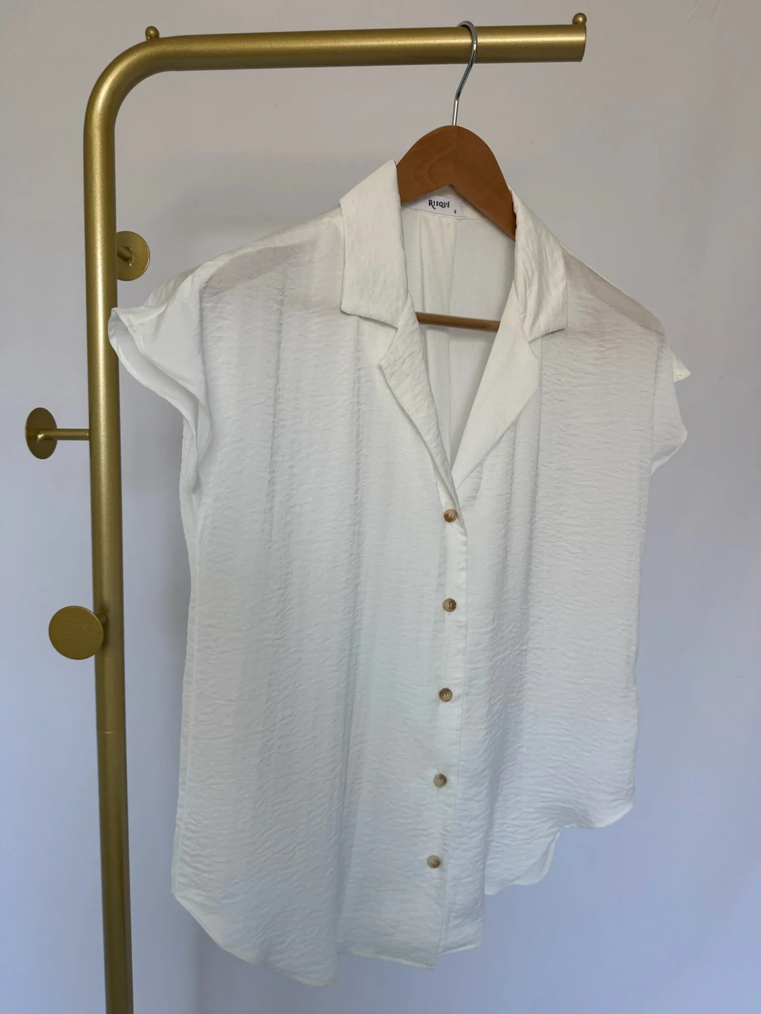 Stretch Fit Technology APRIL THEORY Shirt