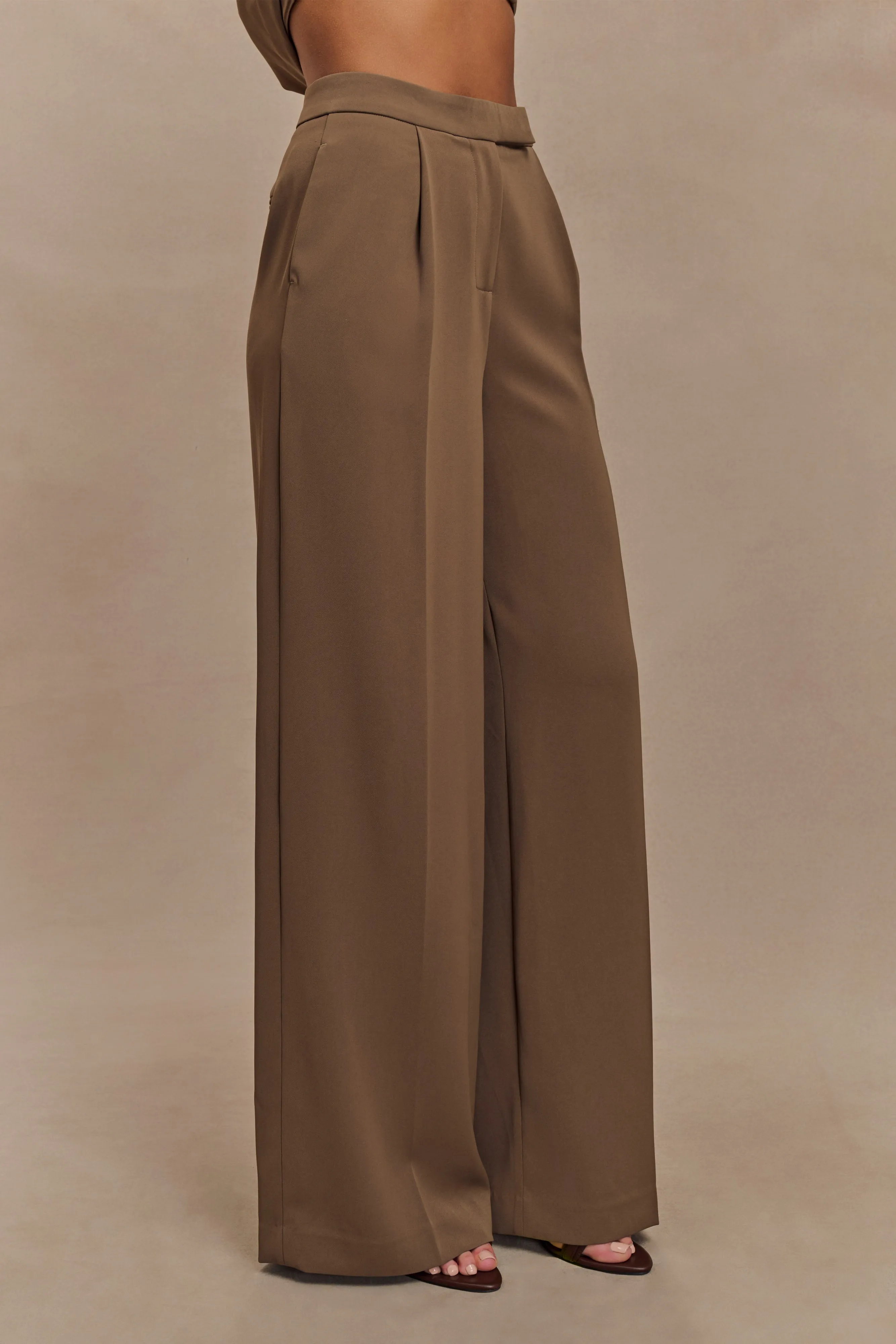 SecureClosureSystem Faith Suiting Wide Leg Pant - Cacao Brown