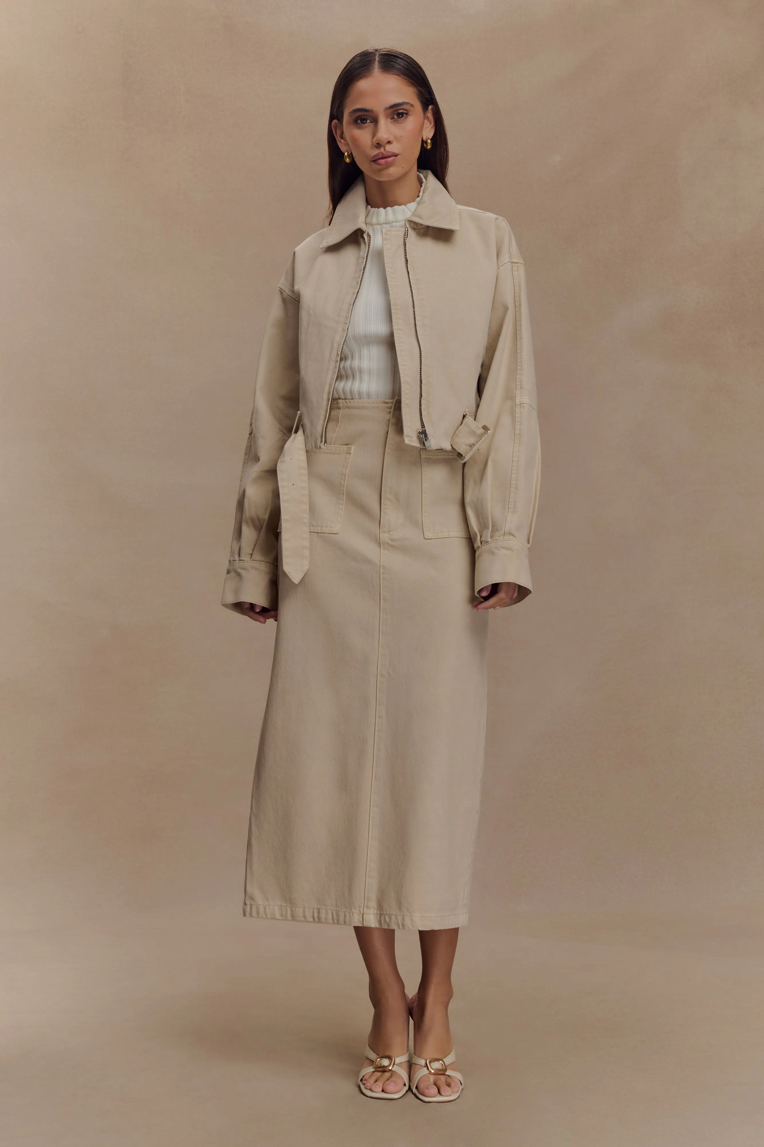 Fallon Cropped Denim Jacket - Stone Wash Soft Comfort Design Ergonomic Cut