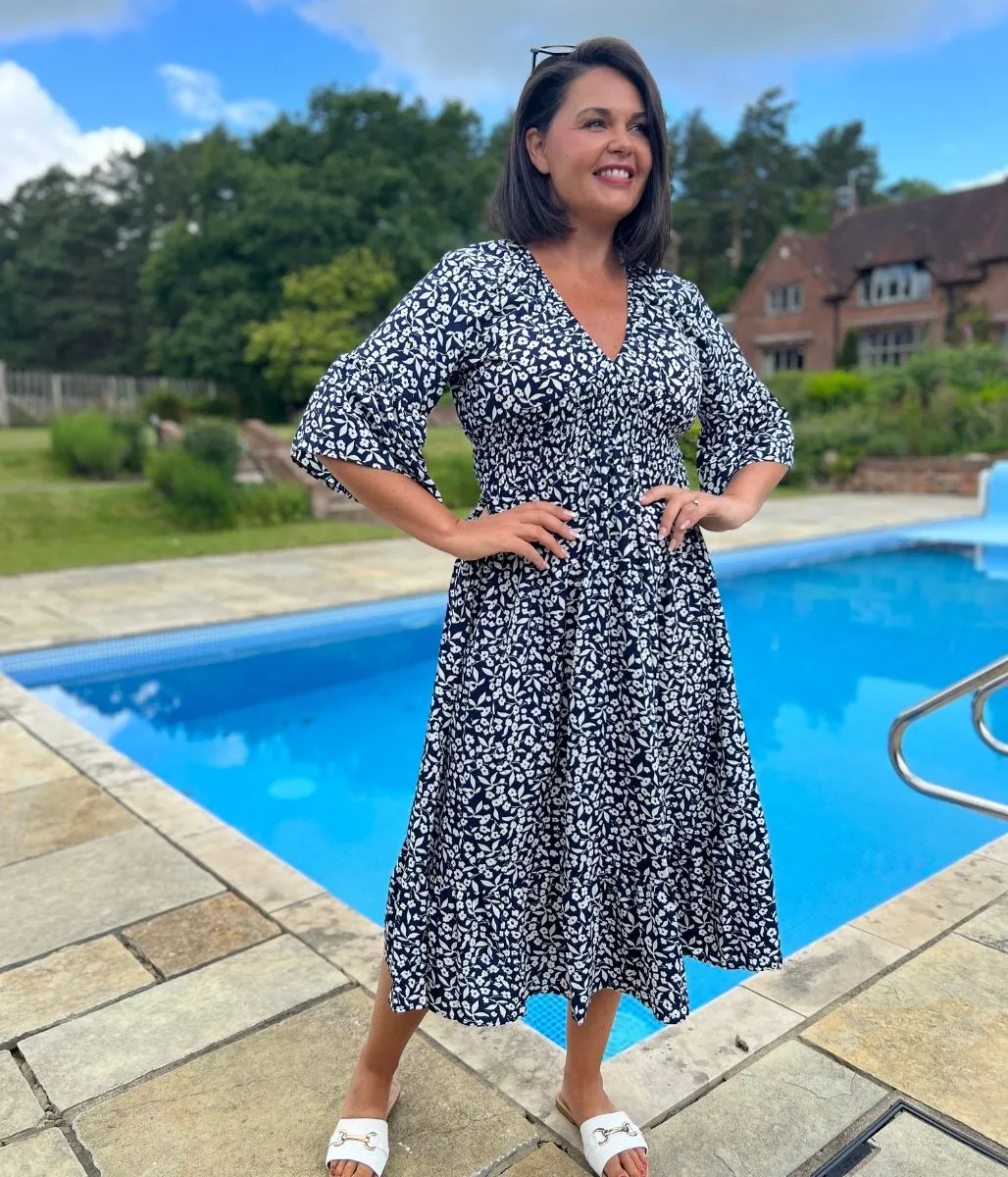 Lightweight Wear Pure Shape Navy Blue Shirred Detail Printed Midi Dress