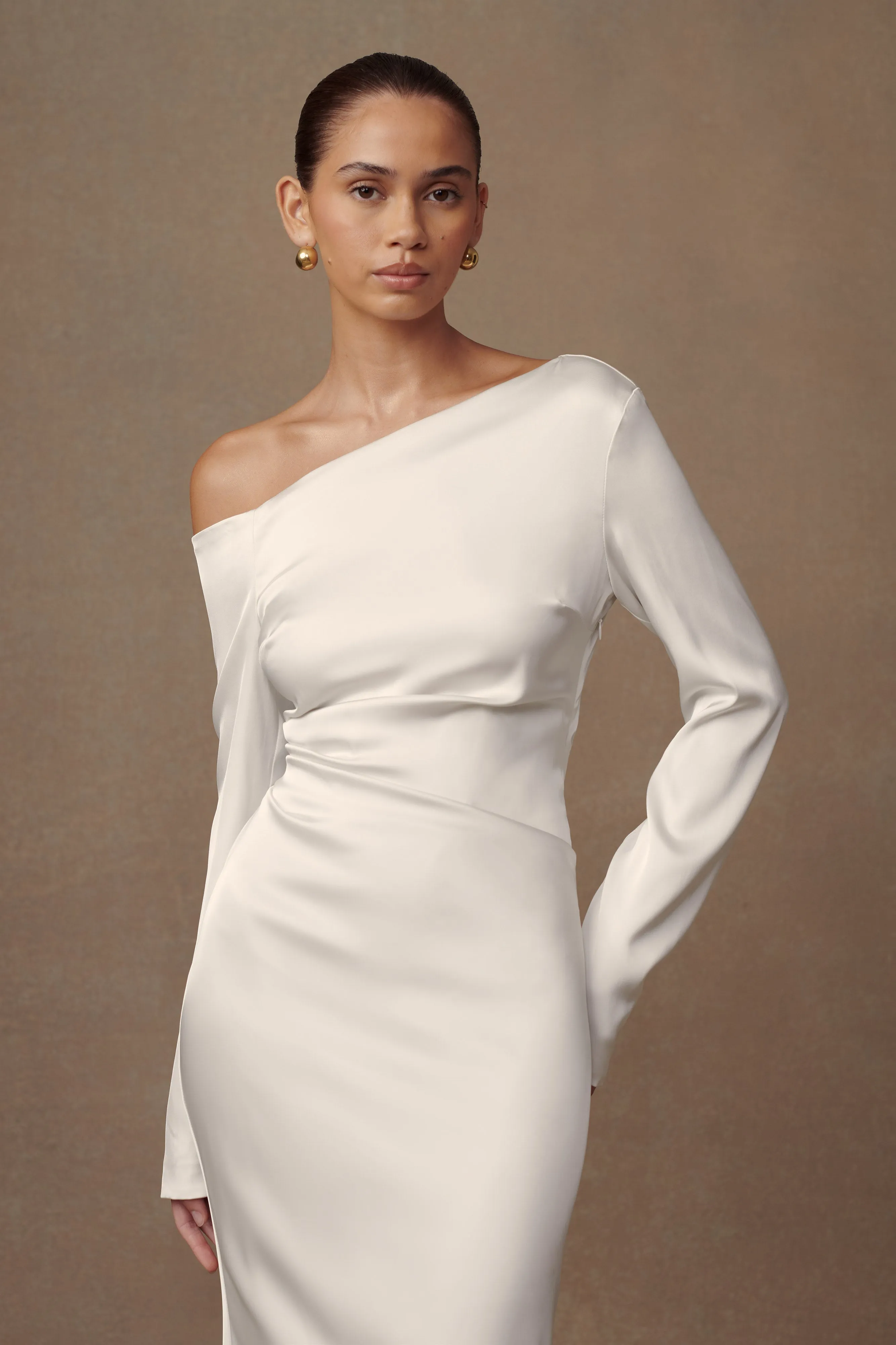Tonal-Stitching Inner lining Avery Long Sleeve Maxi Dress - Ivory