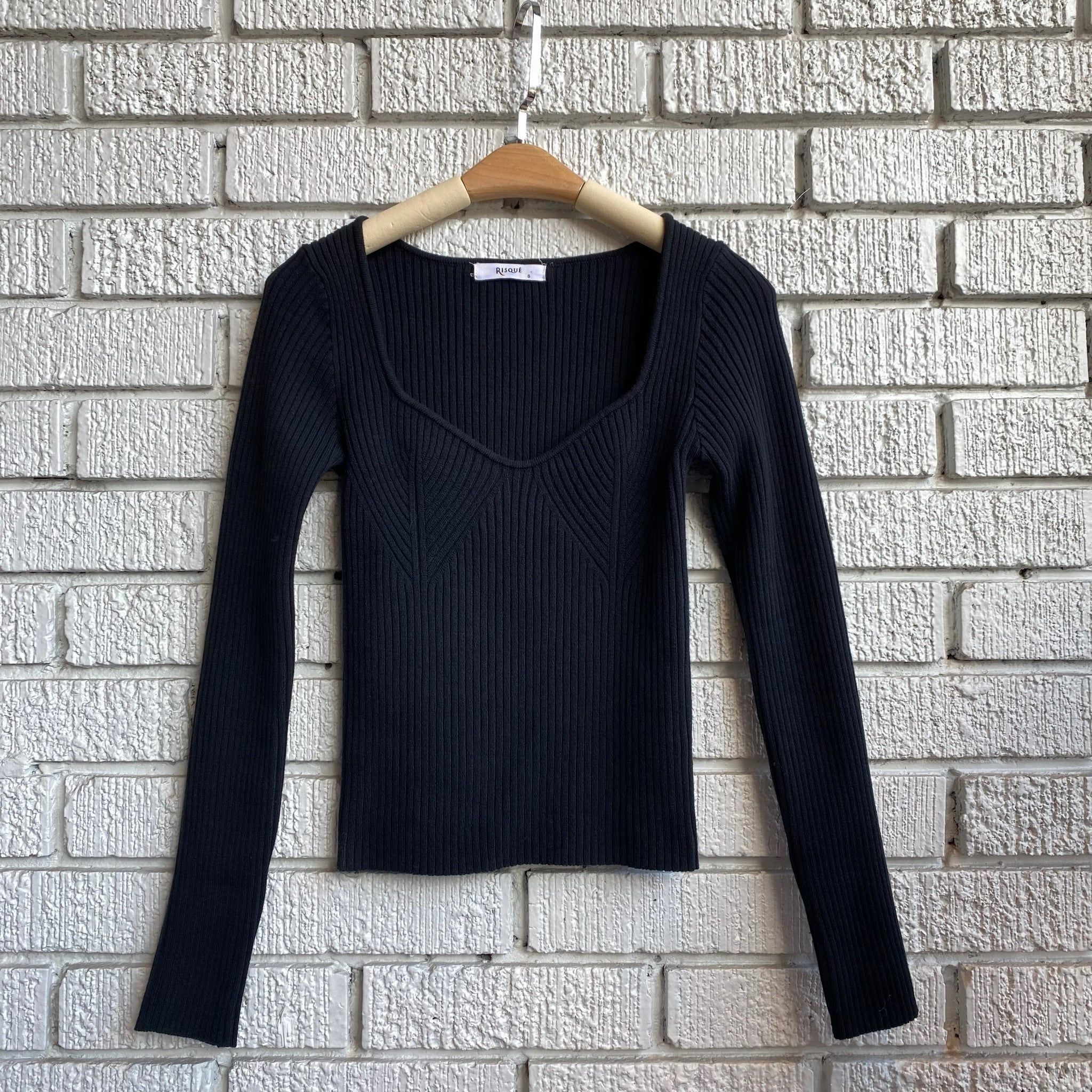 FONTAINE Knit Top Gloved Trendy