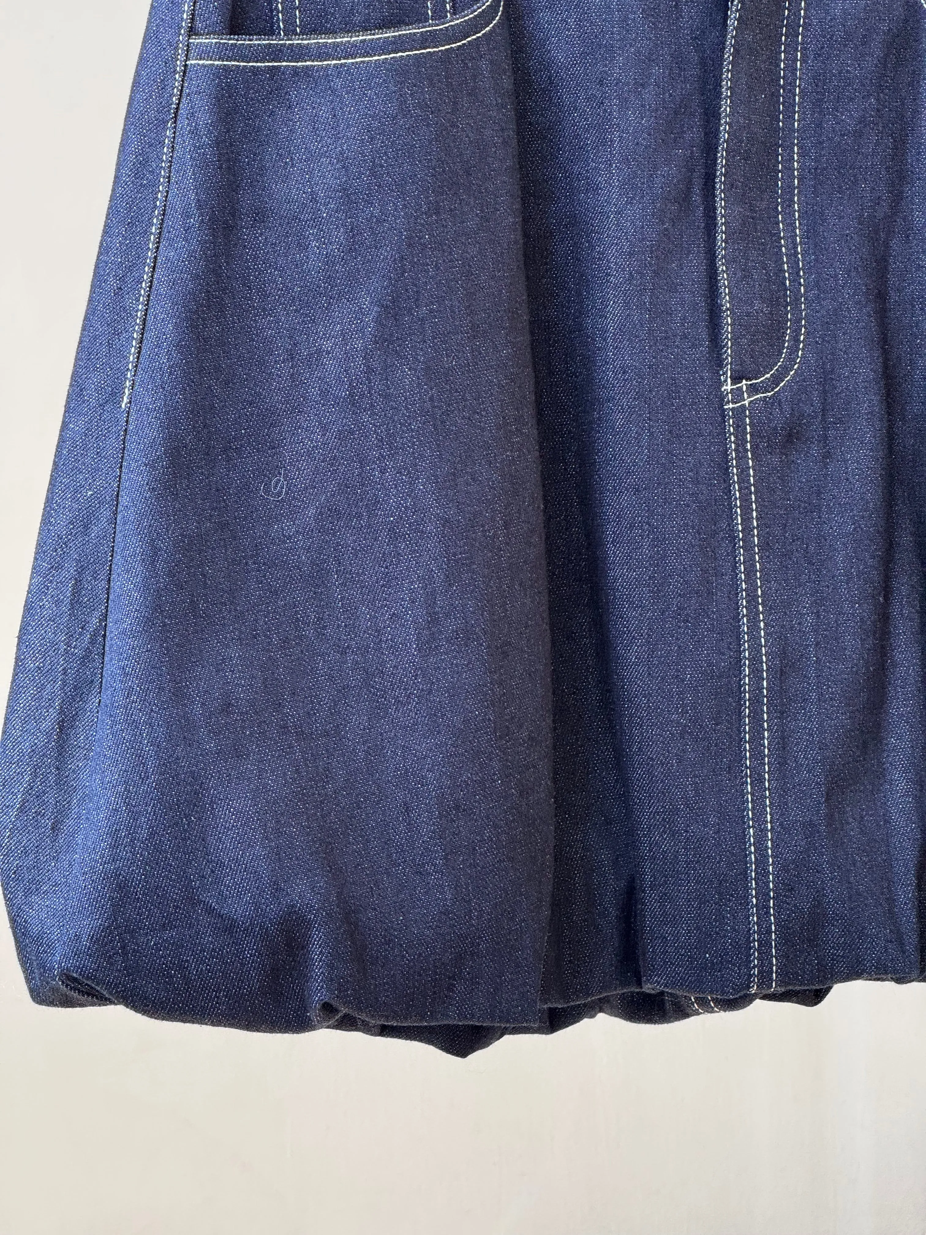 BEA Bubble Skirt Tonal Look No Ride Up