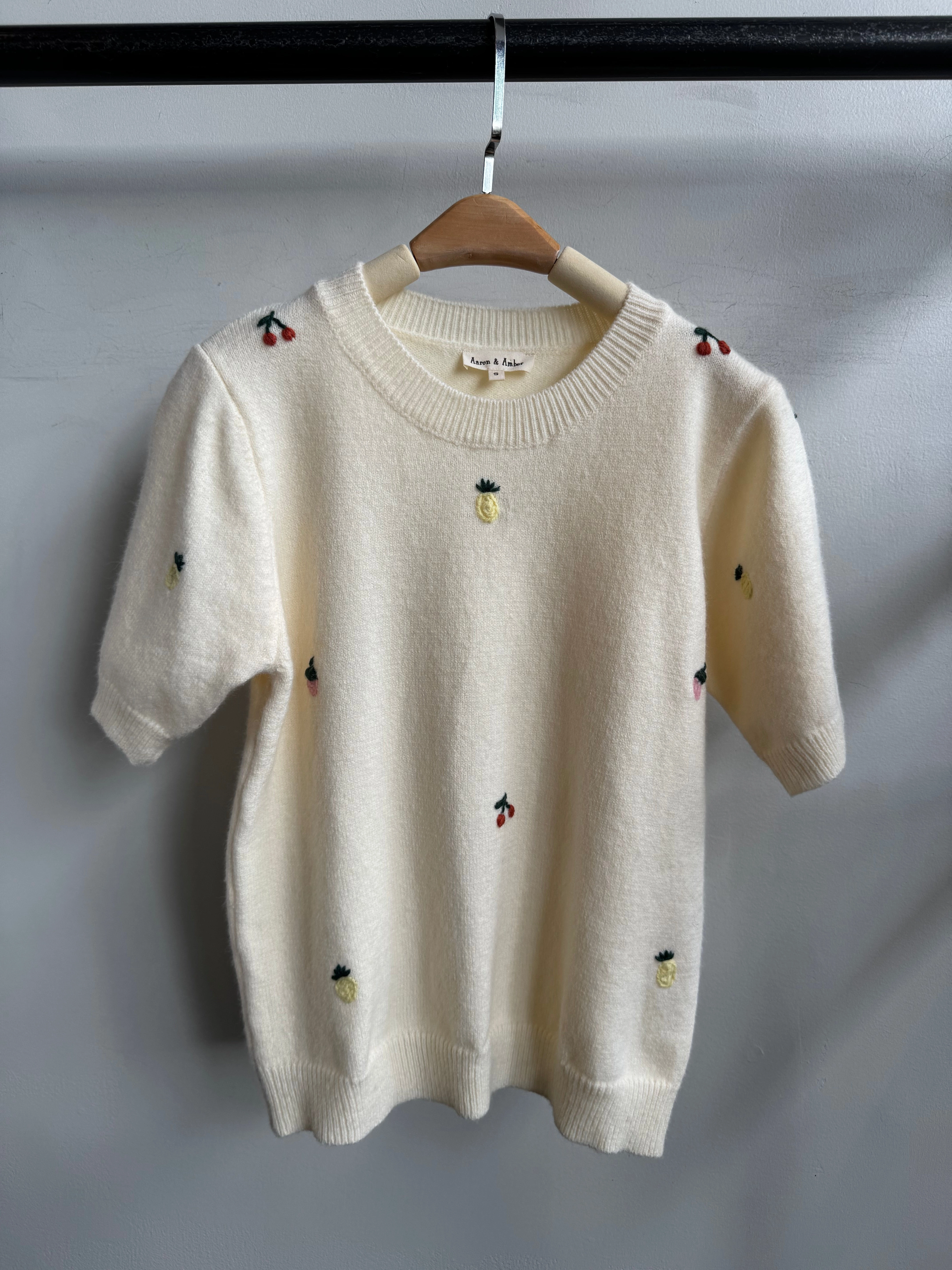 Breathable Comfort Wear FRUIT Sweater