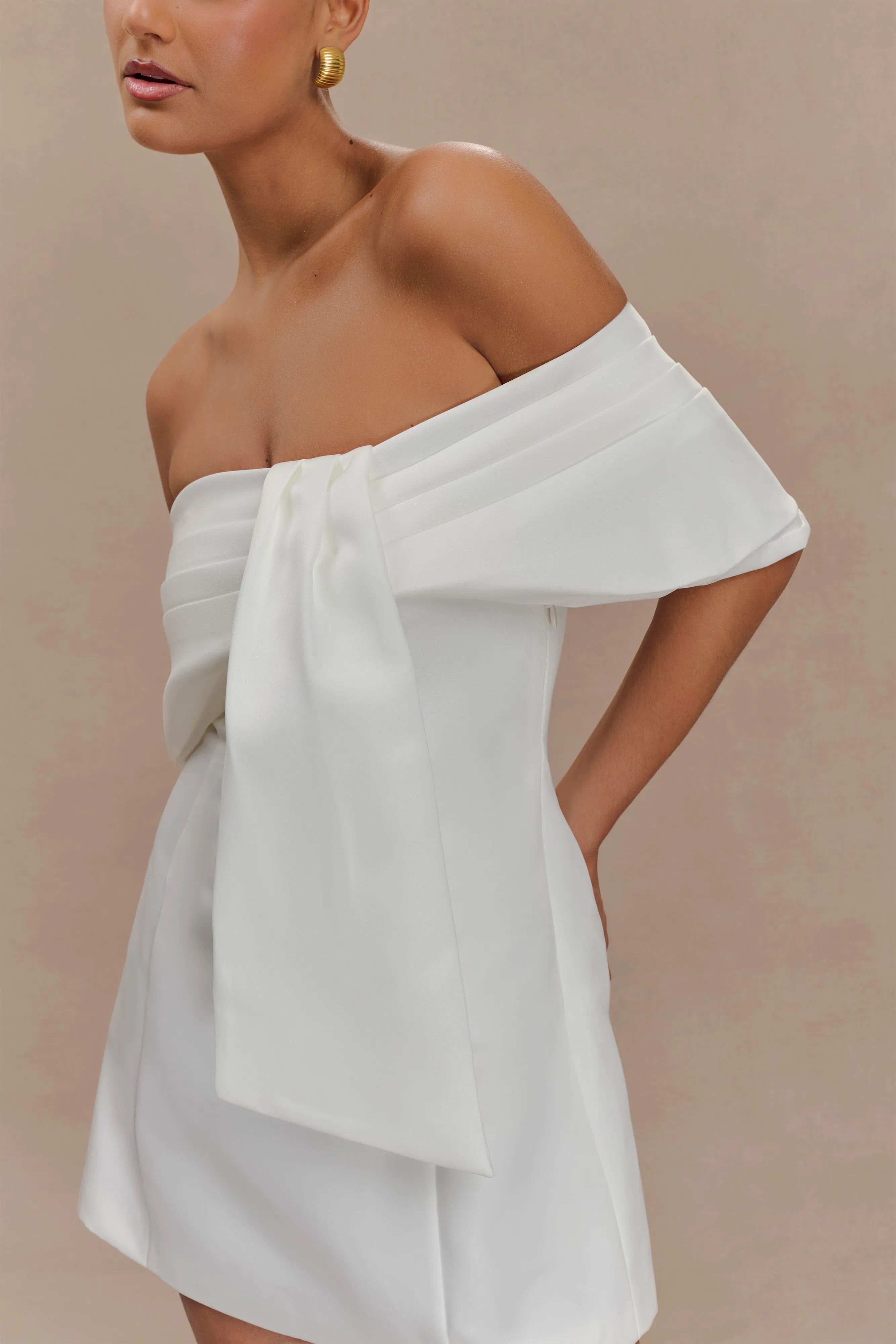 Casual event outfit Gloria Mini Off Shoulder Drape Dress - White