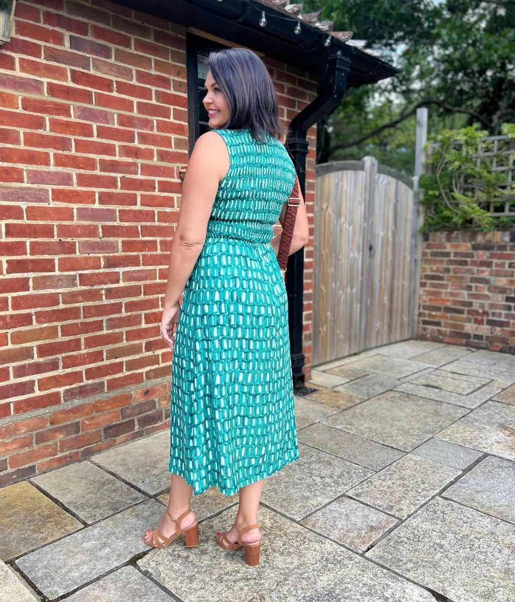 Casual Silhouette Green Heidi Shirred Bodice Midi Dress
