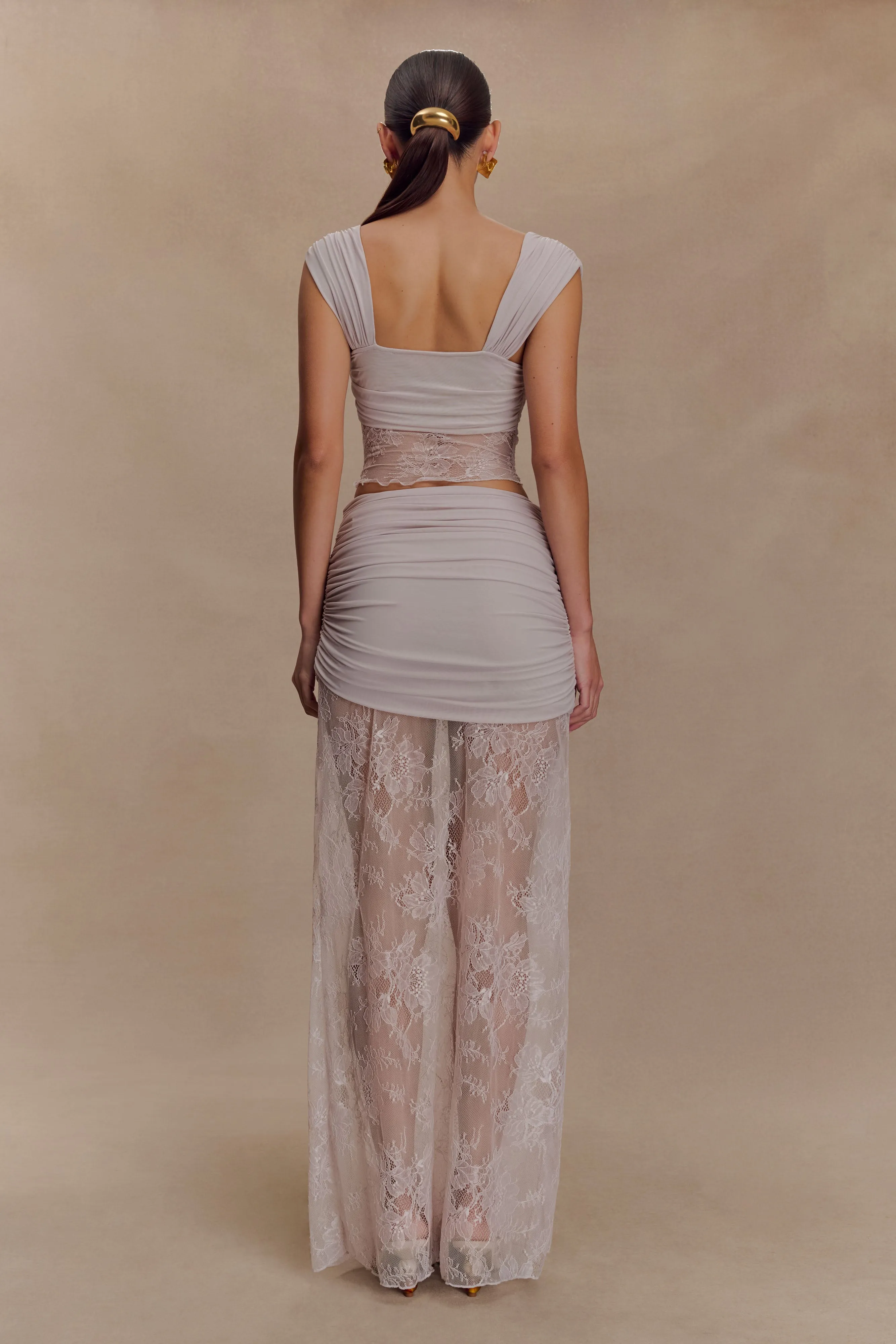 FoldableFeature Weighted Hem Guinevere Lace And Mesh Top - Lilac