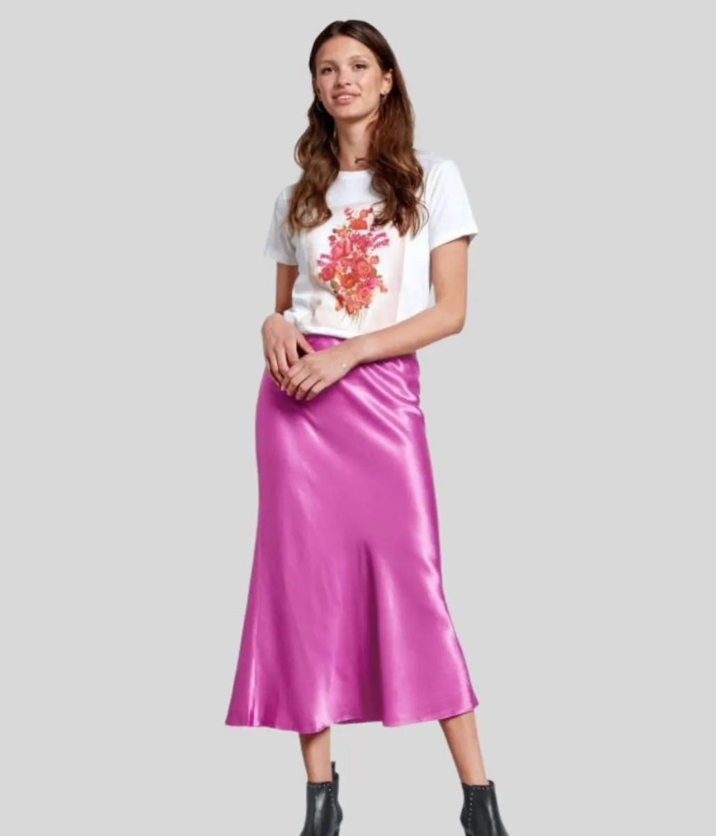 White Bouquet Print T Shirt SkinFriendlyElastic VentilatedKnit