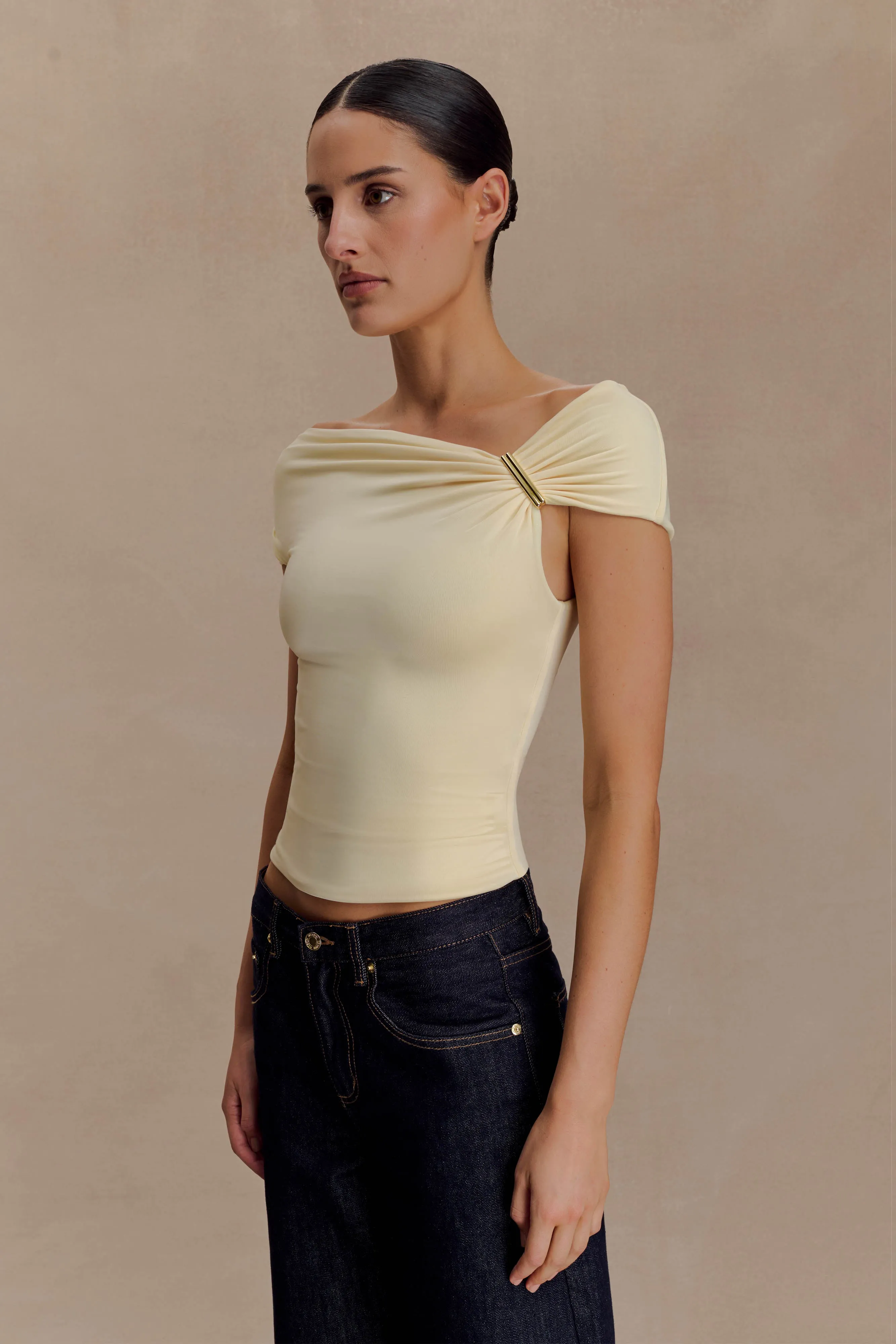 Wicking Inner Lining Kinsley Slinky Top With Hardware - Pale Lemon