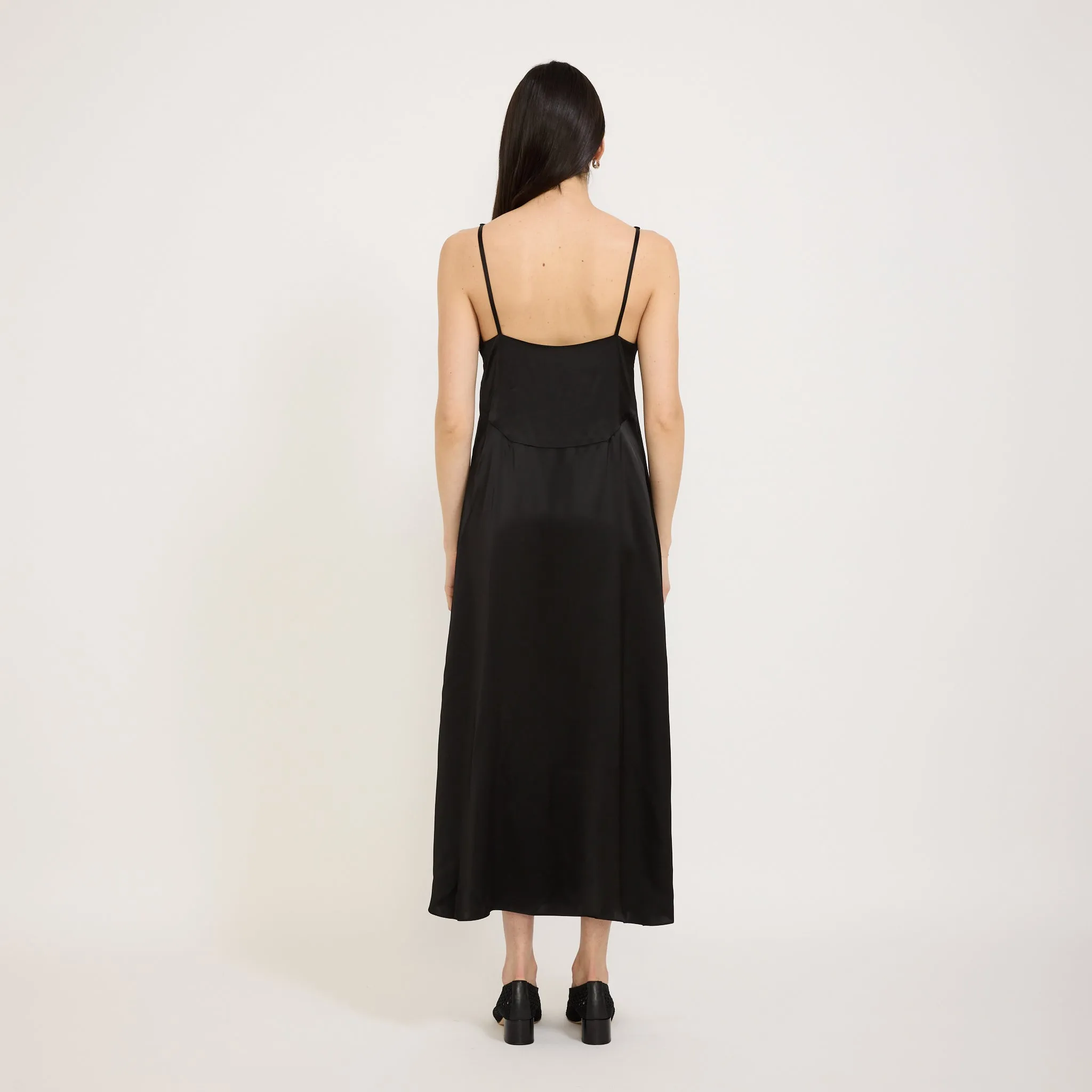 Flattering Lines Sunset Look Junia Dress Black